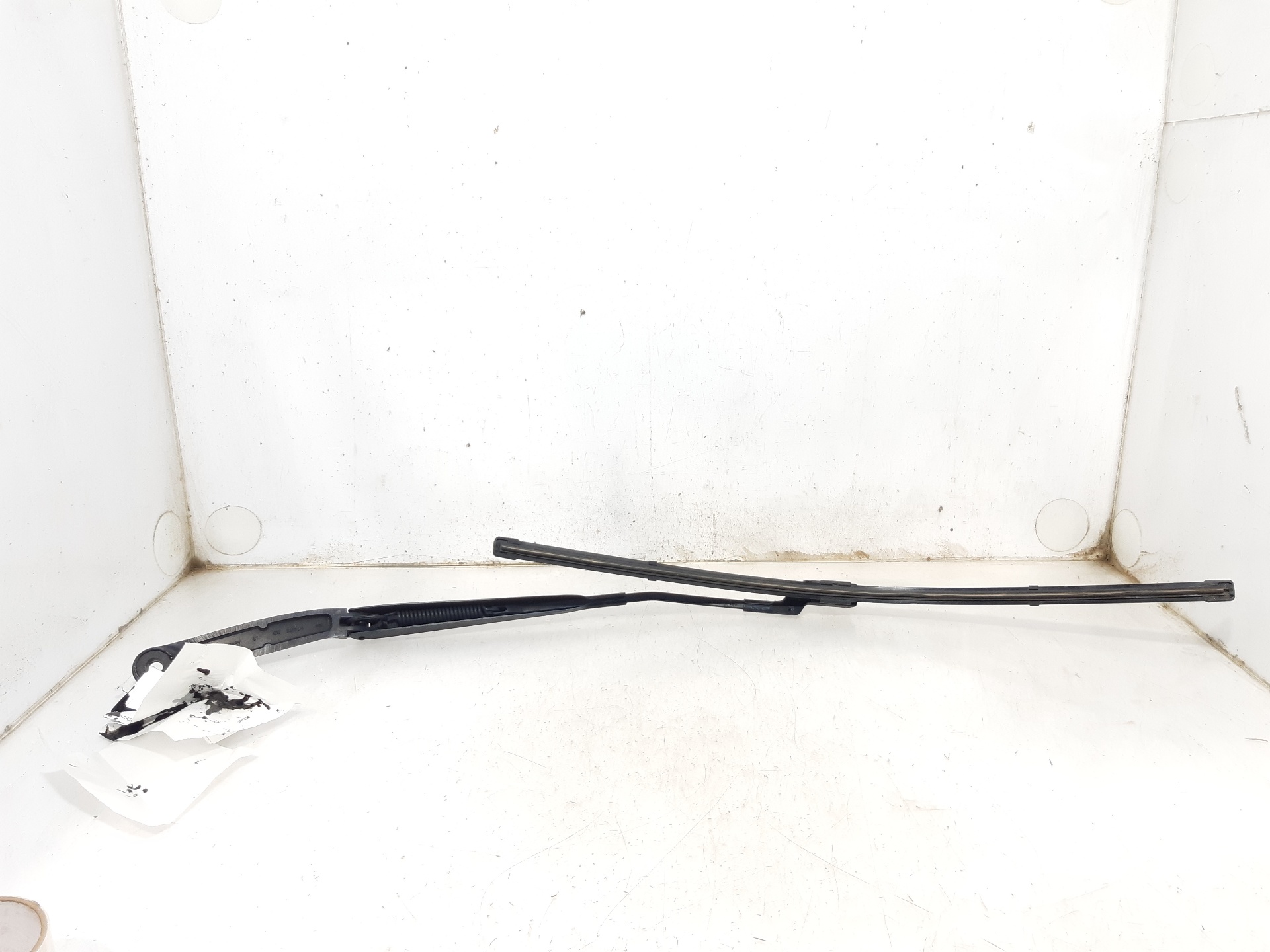 FIAT Tipo 2 generation (2015-2024) Front Wiper Arms 51984453 24112258