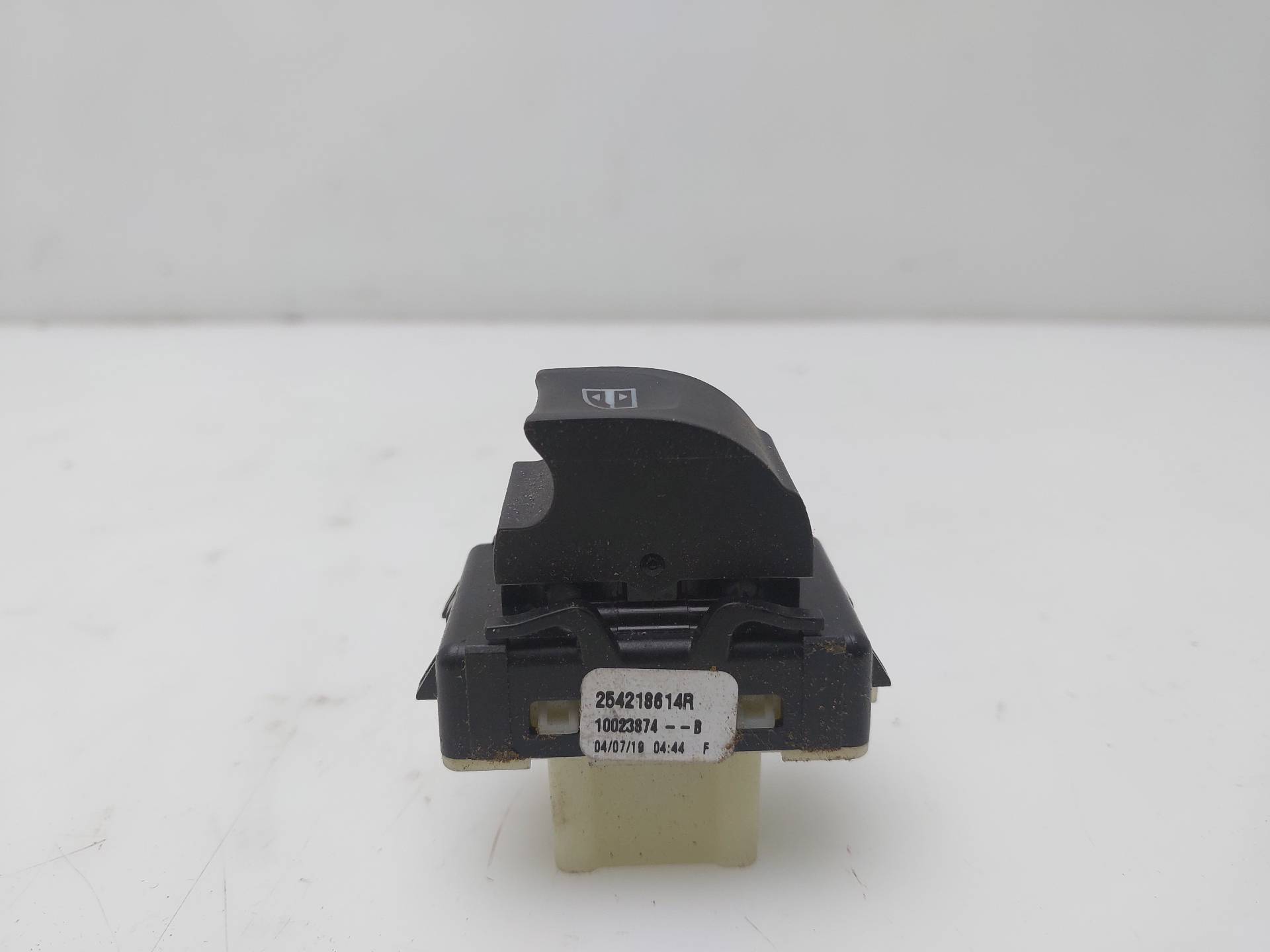 RENAULT Captur 1 generation (2013-2019) Кнопка стеклоподъемника передней правой двери 254218614R, 23978KMS!, 5PUERTAS 24760006