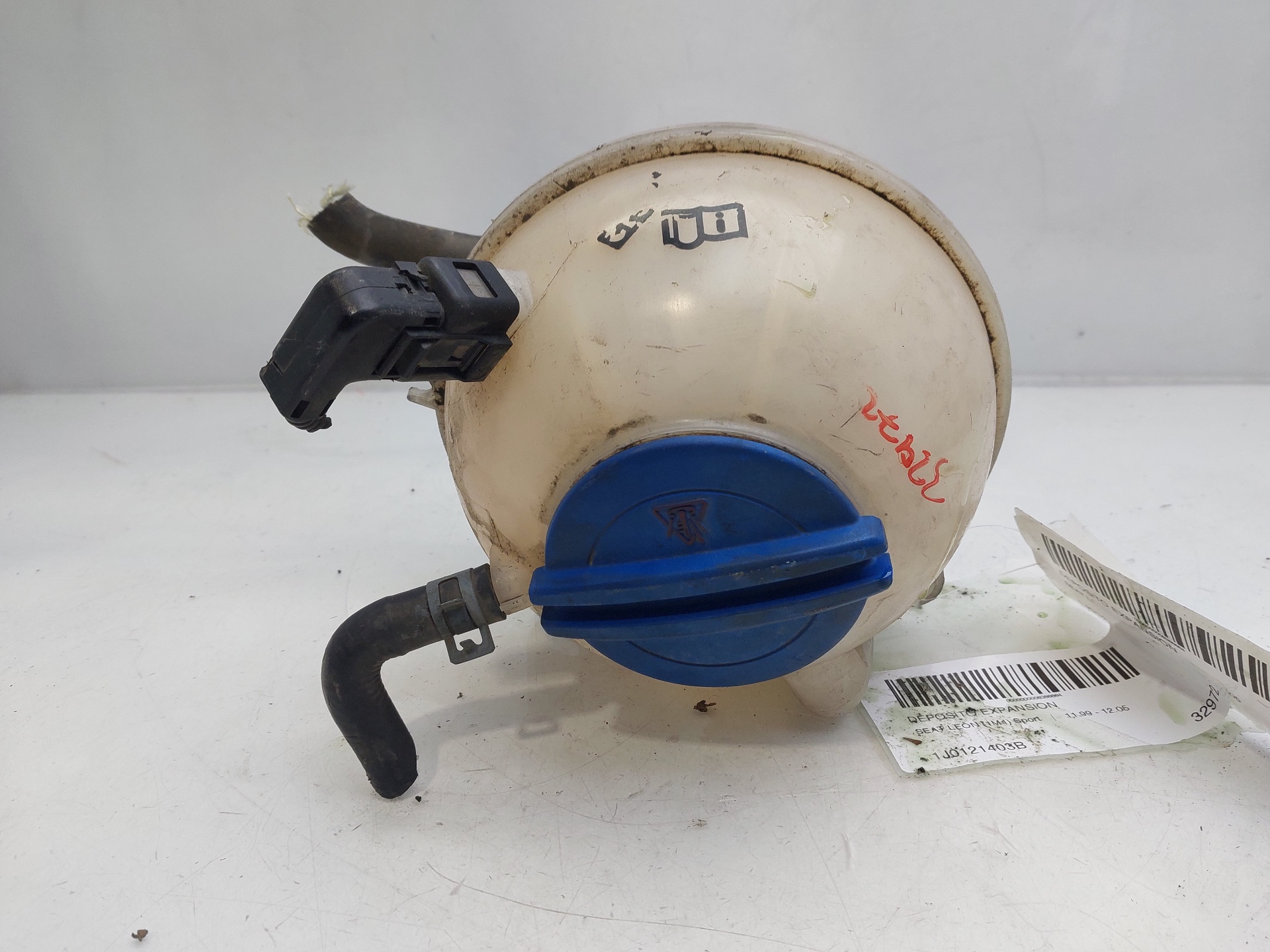 SEAT Leon 1 generation (1999-2005) Expansion Tank 1J0121403B 23907022