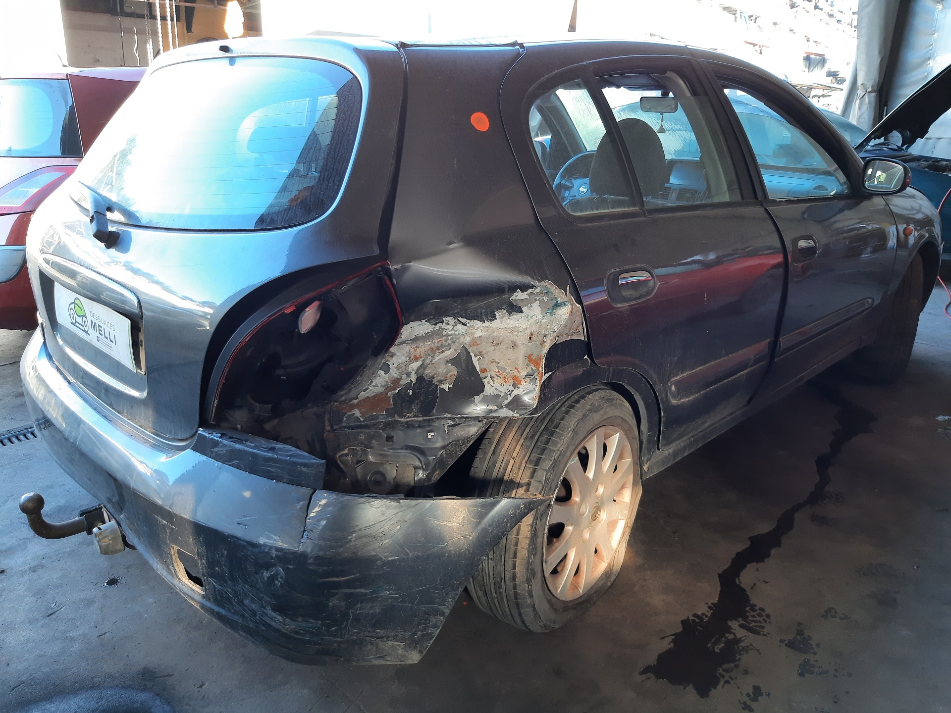 NISSAN Almera N16 (2000-2006) Другие внутренние детали 23780700 24759932