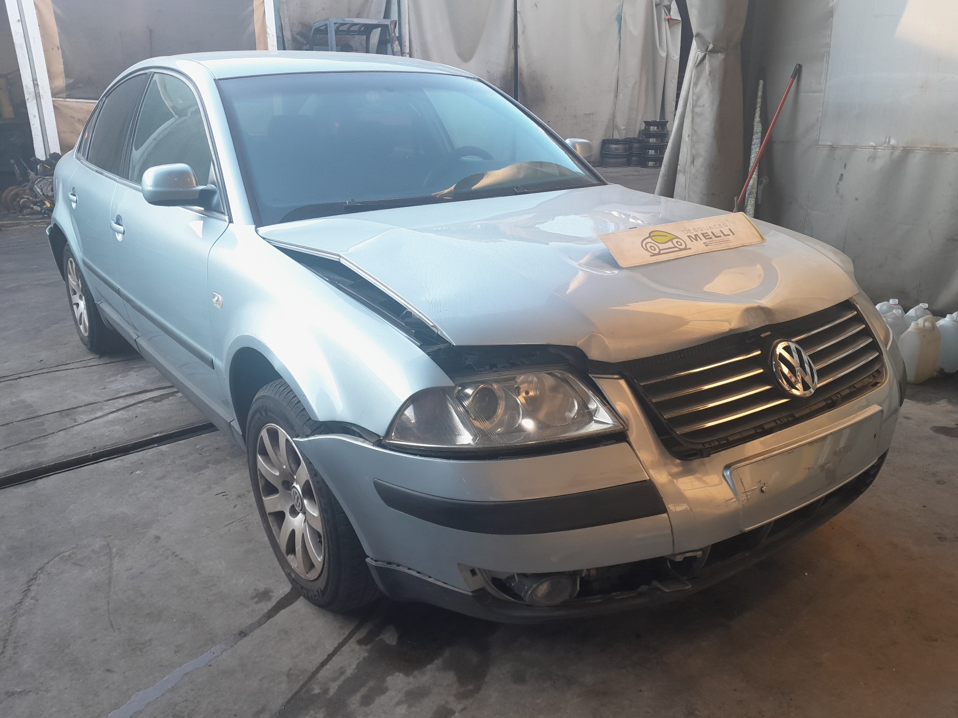 VOLKSWAGEN Passat B5 (1996-2005) Двигатель AVB 24149786