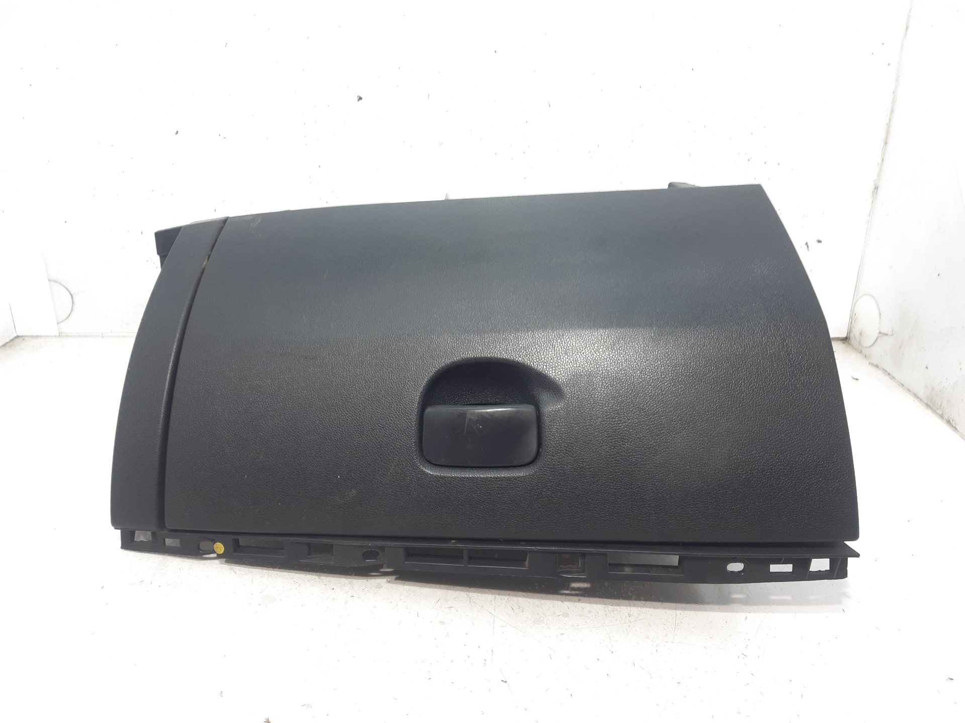 AUDI Clio 2 generation (1998-2013) Glove Box 8200407712 18487181