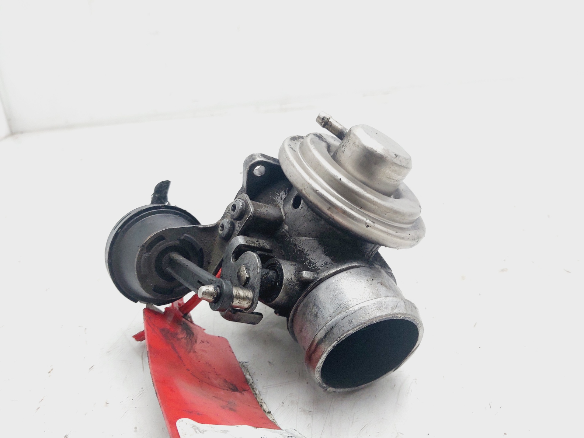 VAUXHALL EGR Valve 038131501E 26677040