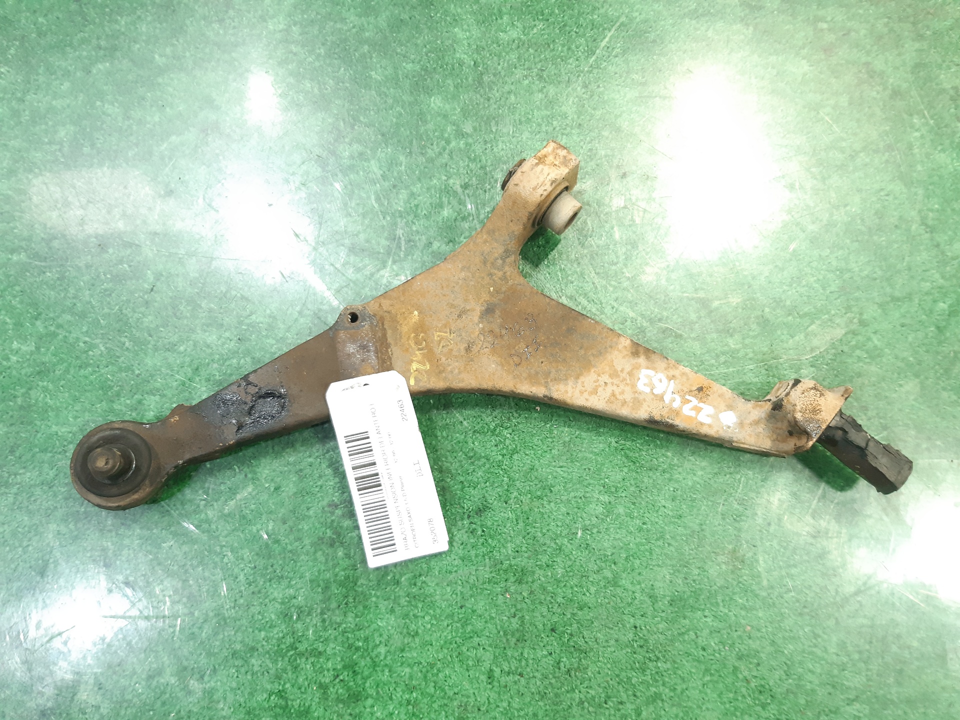 CITROËN Saxo 2 generation (1996-2004) Front Left Arm 352078 18628019