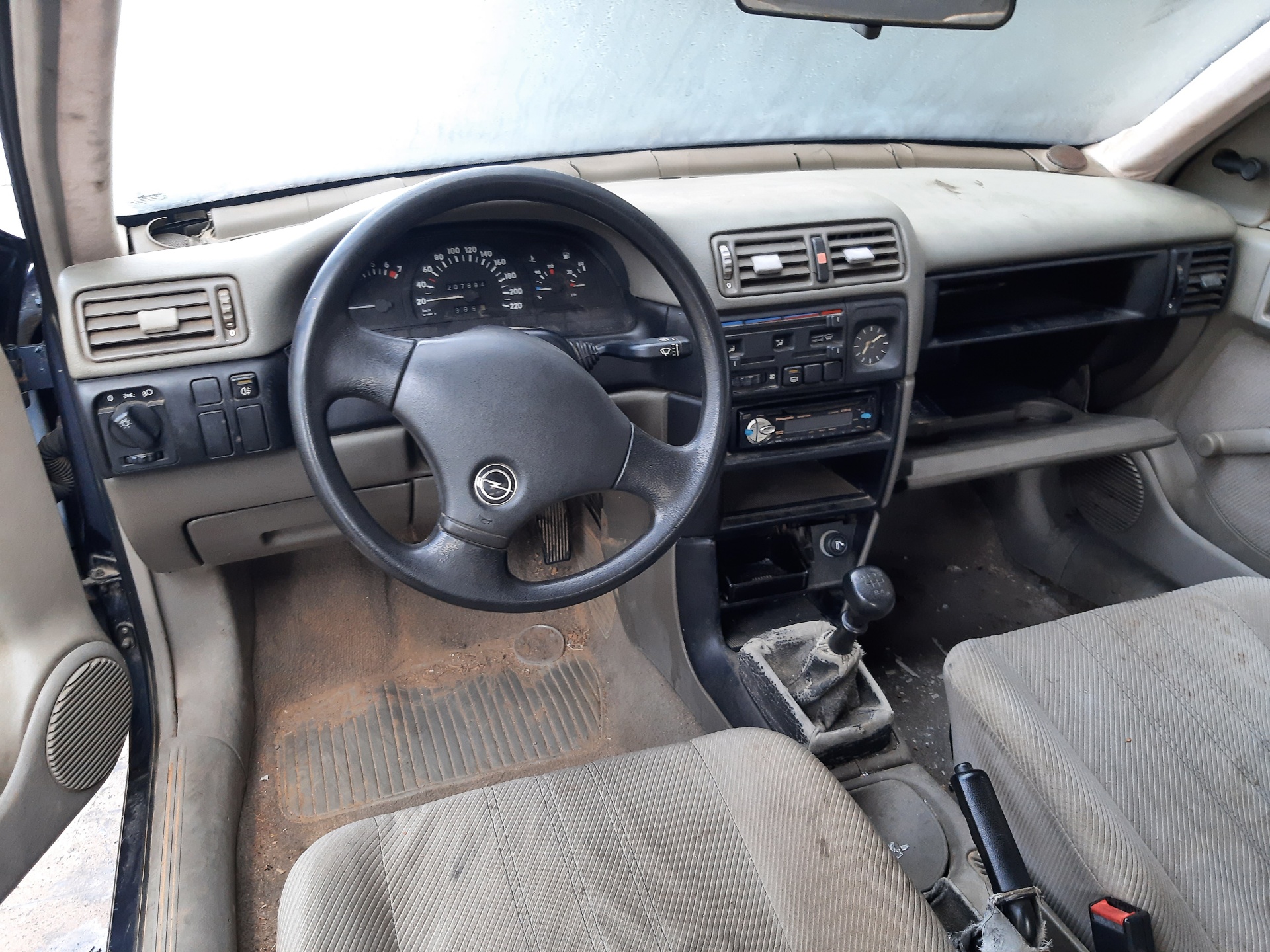 OPEL Vectra A (1988-1995) Бампер передний 90443418 23784752