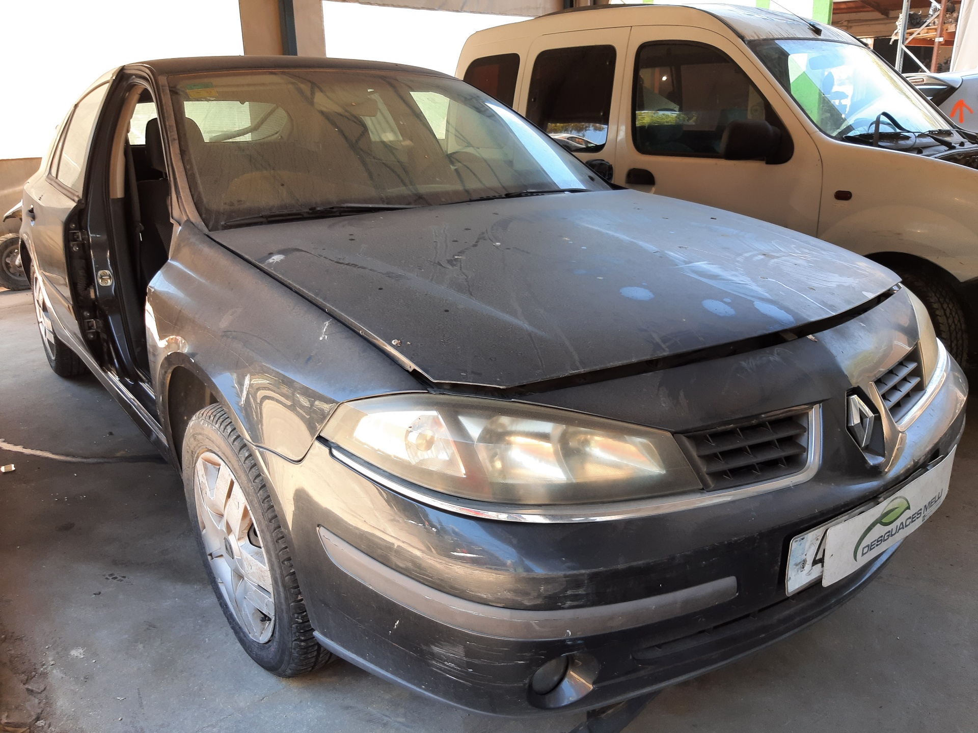 RENAULT Laguna 2 generation (2001-2007) Priekinio bamperio (buferio) balkis 7782133331 22423228