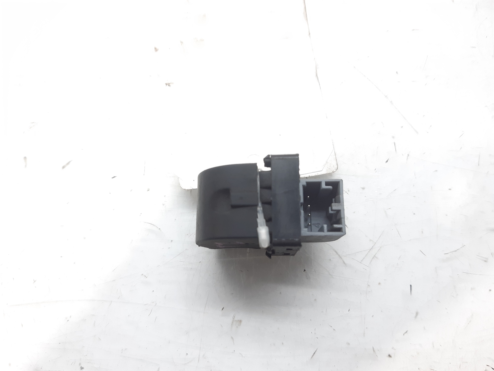 AUDI A4 B6/8E (2000-2005) Кнопка стеклоподъемника задней правой двери 8E0959855 18789456