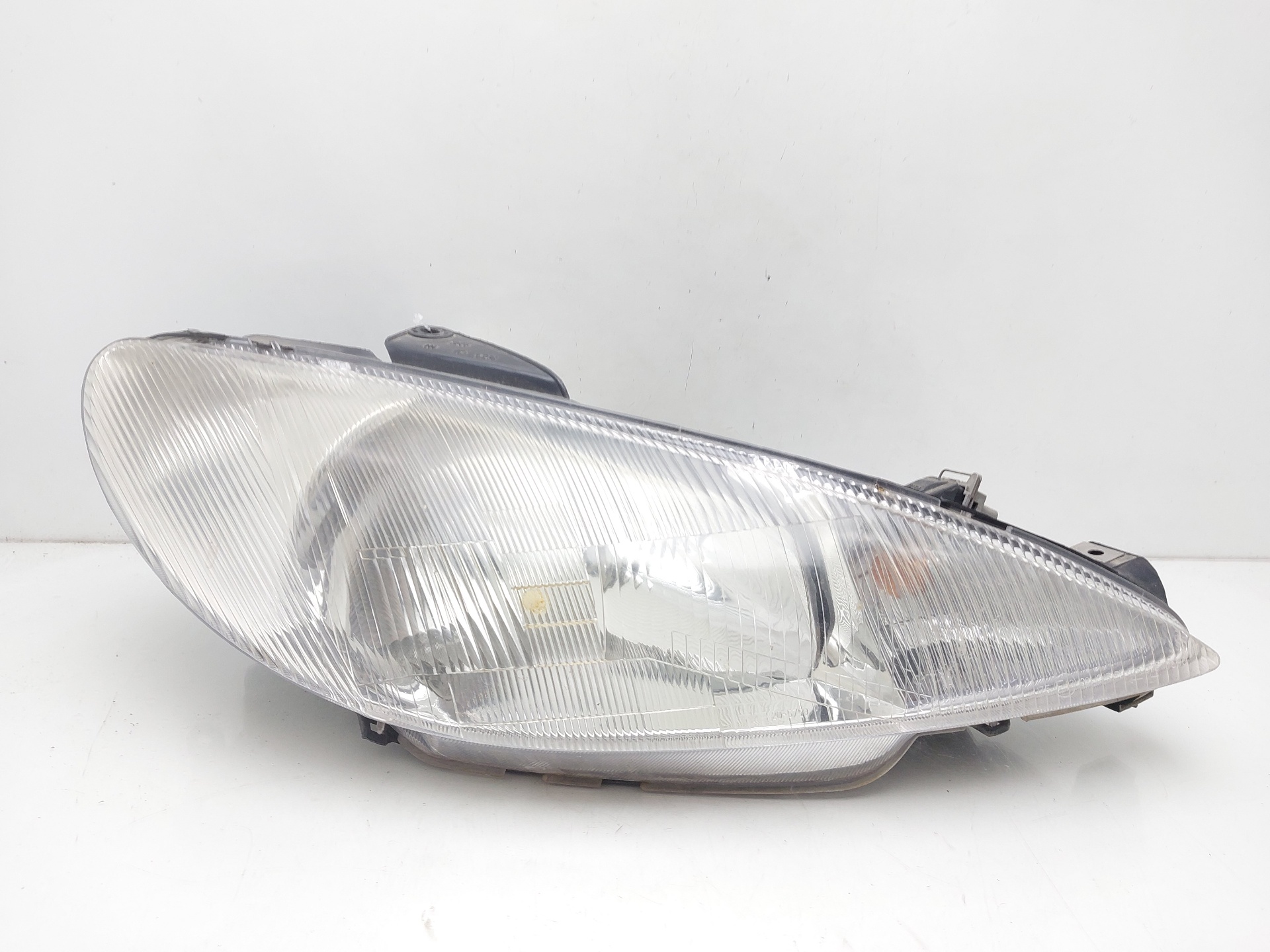 FORD 206 1 generation (1998-2009) Front Right Headlight 9628666780 20627897