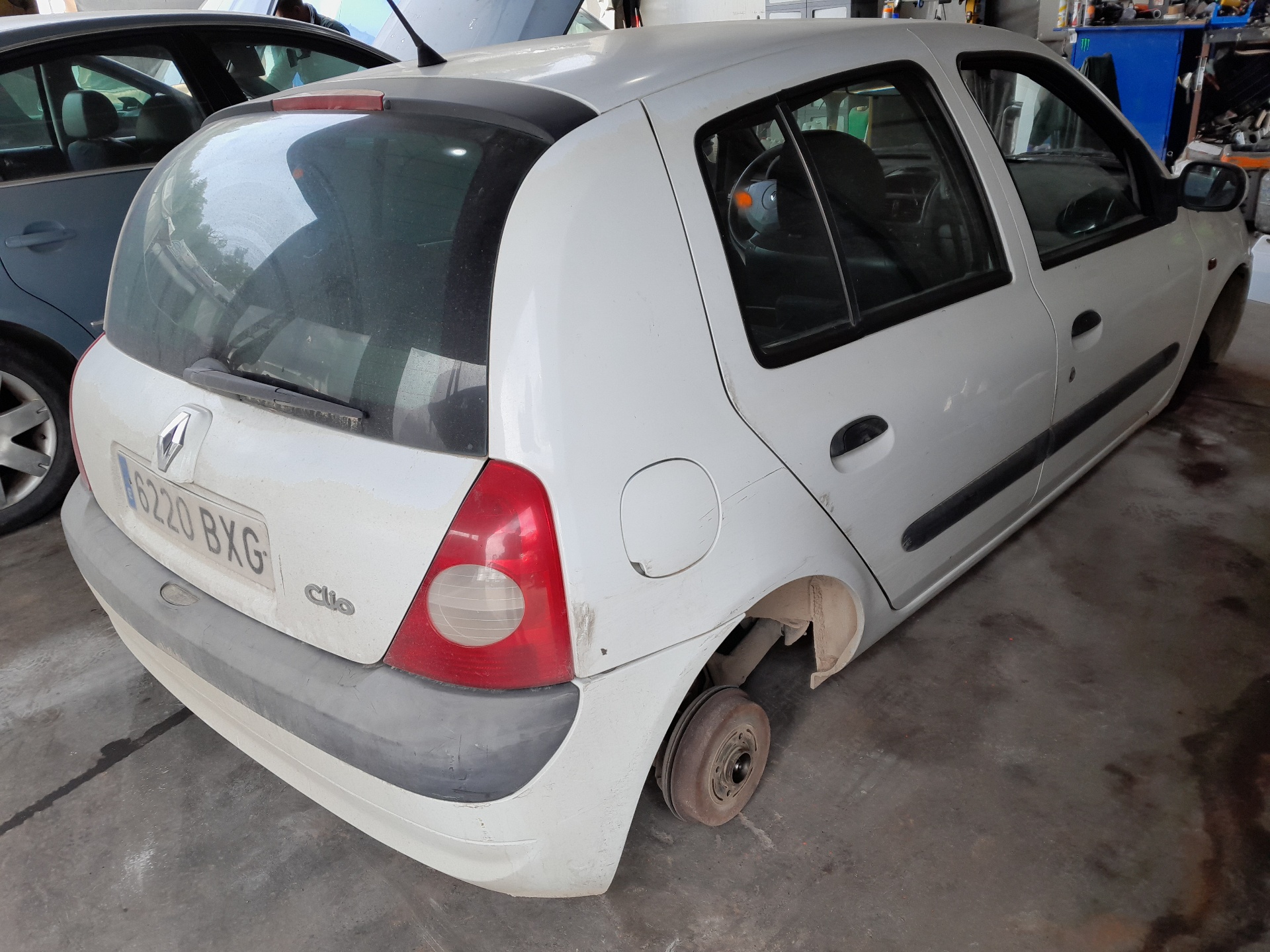 RENAULT Clio 3 generation (2005-2012) Дверь задняя левая 7751472475 24074215