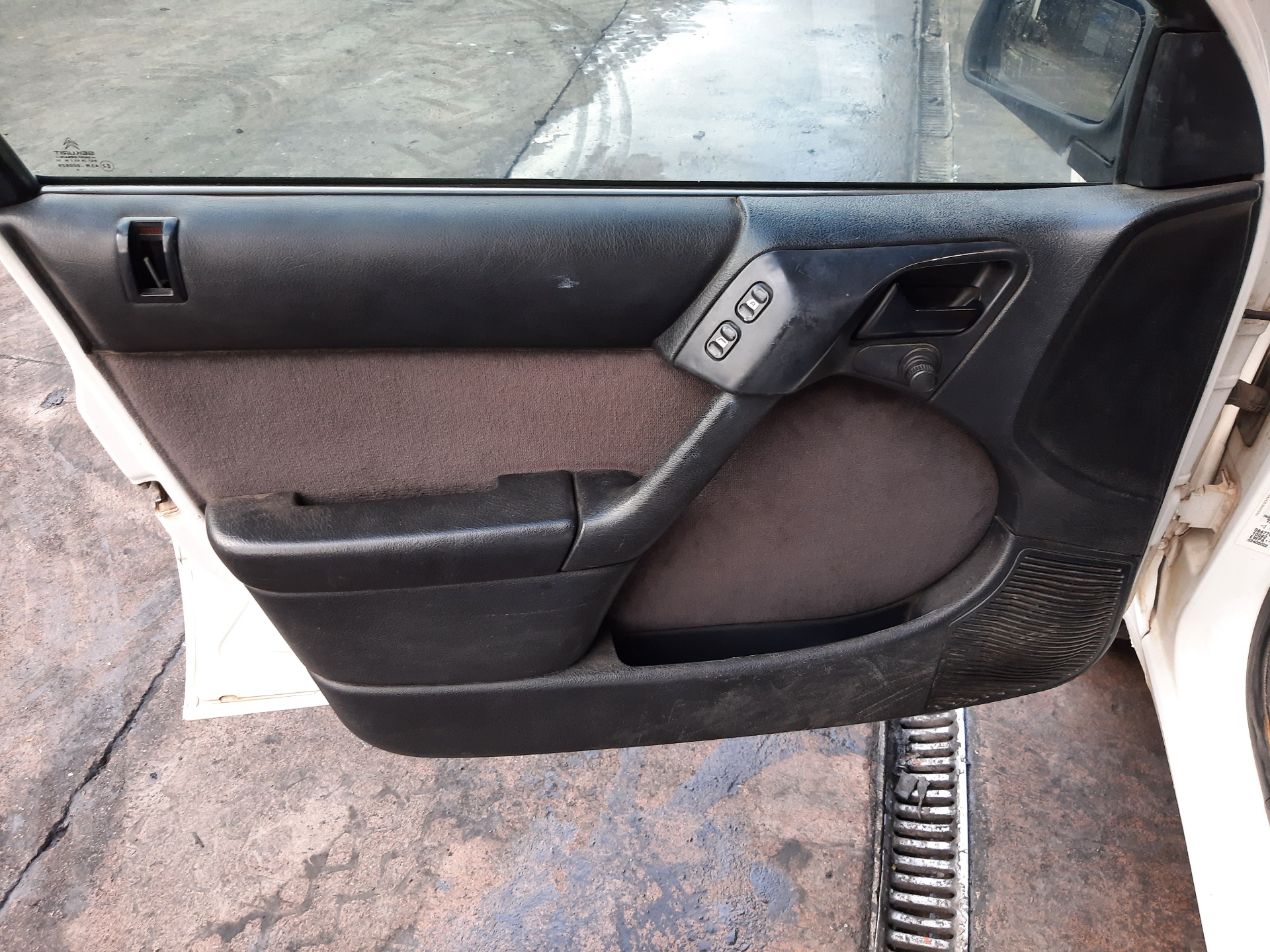 CHEVROLET Xantia X1 (1993-1998) Замок крышки багажника 862722 22586493