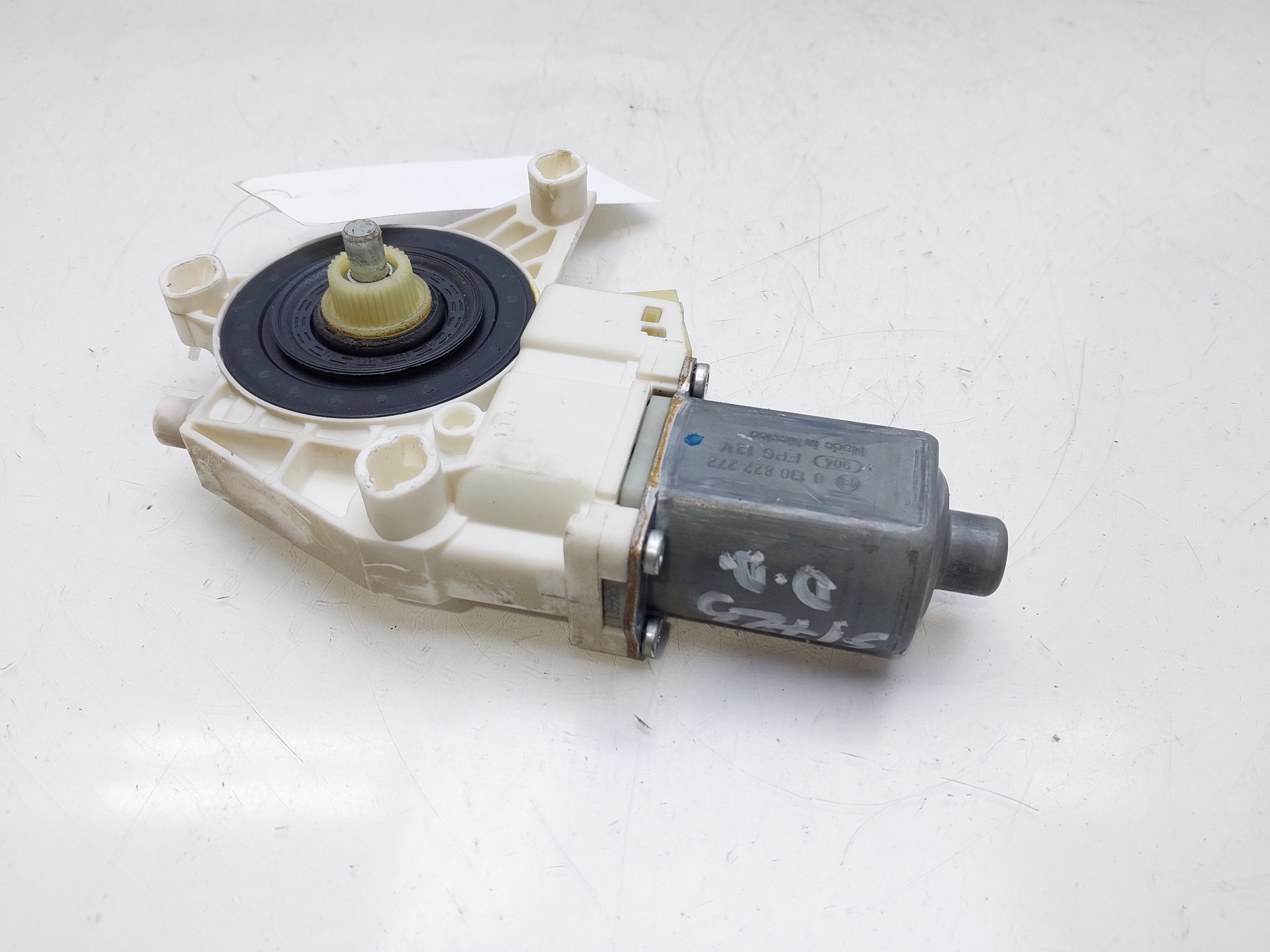 MERCEDES-BENZ M-Class W164 (2005-2011) Front Right Door Window Control Motor A2518200842 23372268