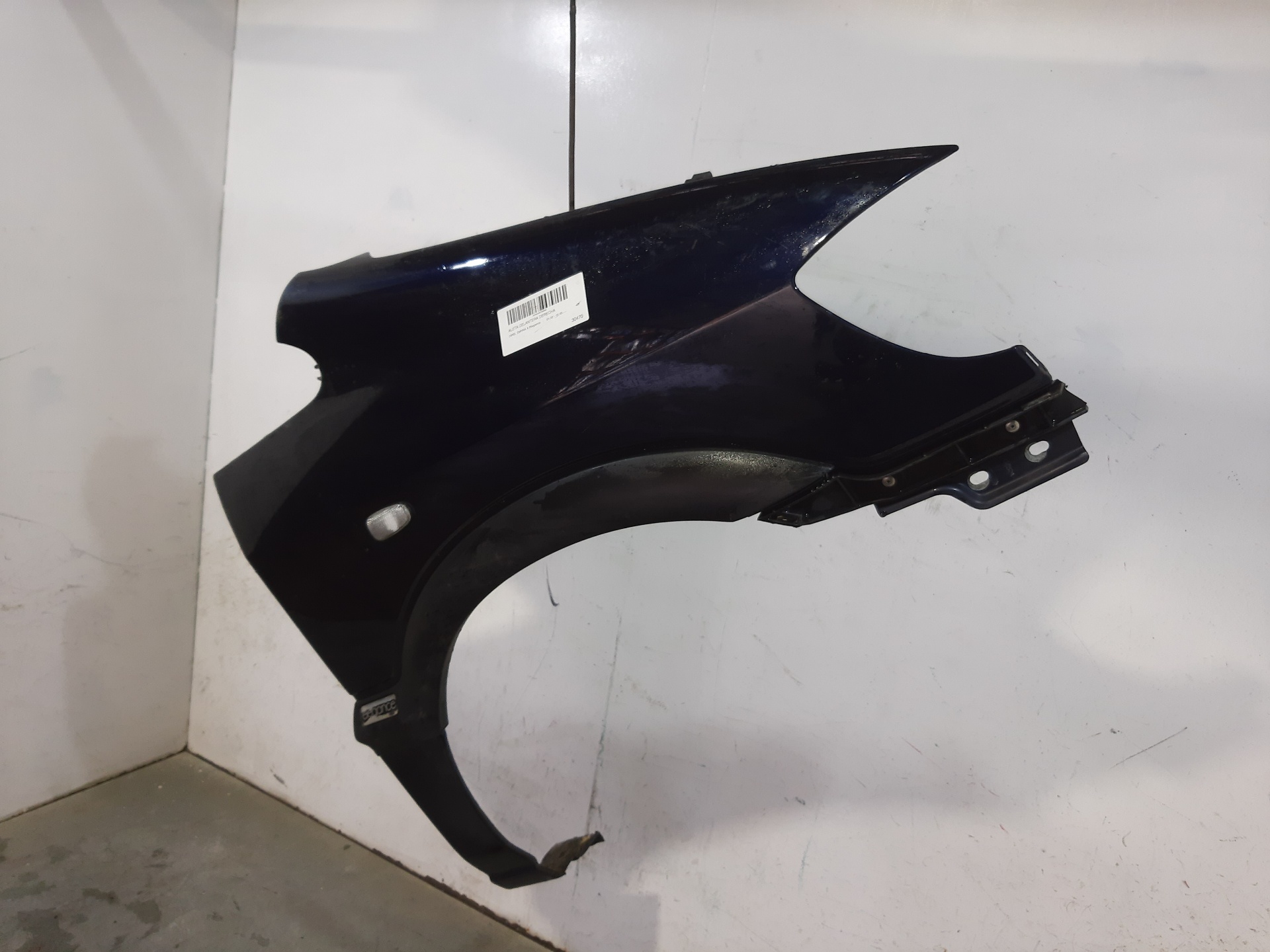 OPEL Corsa B (1993-2000) Priekšējais labais spārns 9195345 22495050