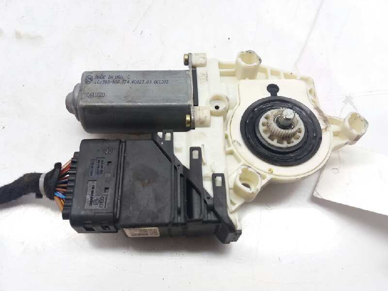 SEAT Toledo 2 generation (1999-2006) Rear Left Door Window Control Motor 0536006001 20181993