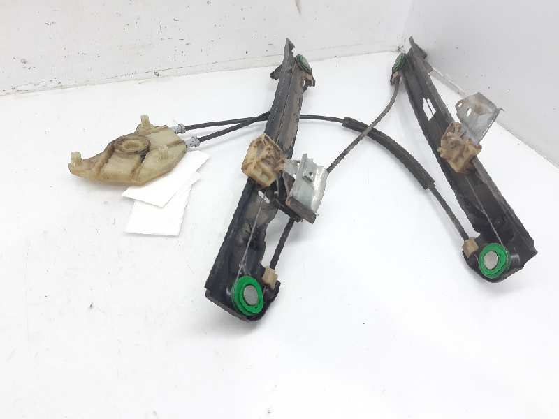 SEAT Leon 2 generation (2005-2012) Front Right Door Window Regulator 1P0837462A 24108073