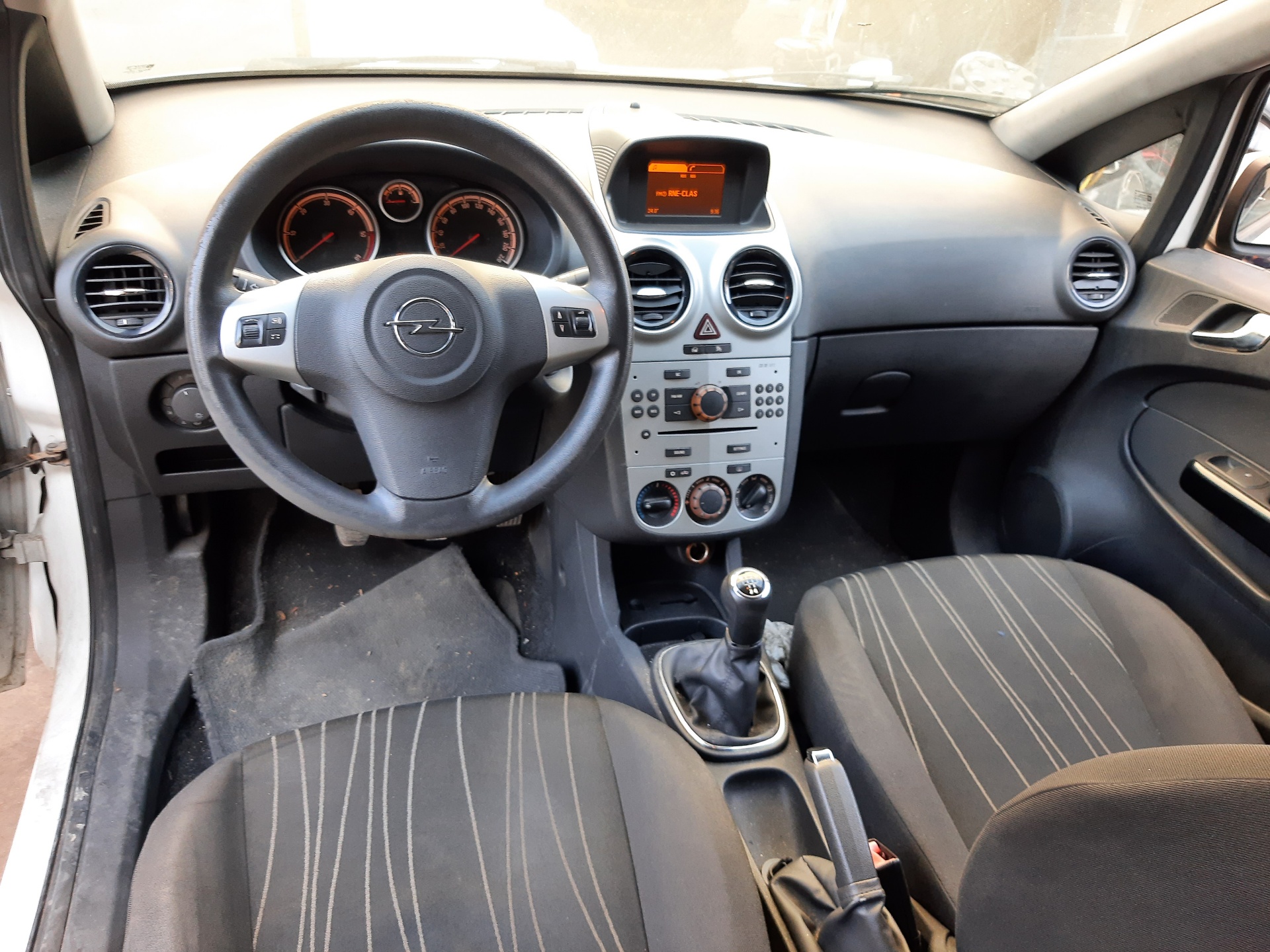 FORD USA Corsa D (2006-2020) Muzikos grotuvas be navigacijos 13289925 24141480