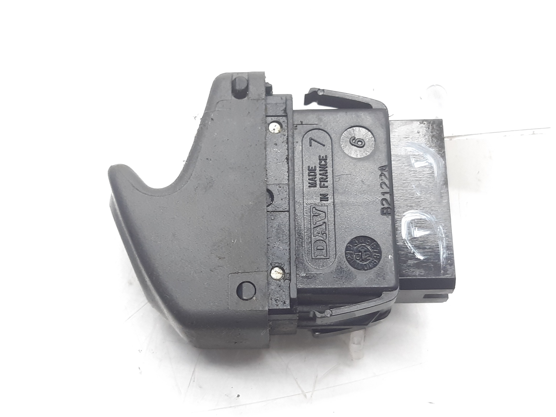 RENAULT Megane 1 generation (1995-2003) Front Right Door Window Switch 7700432962 21011476