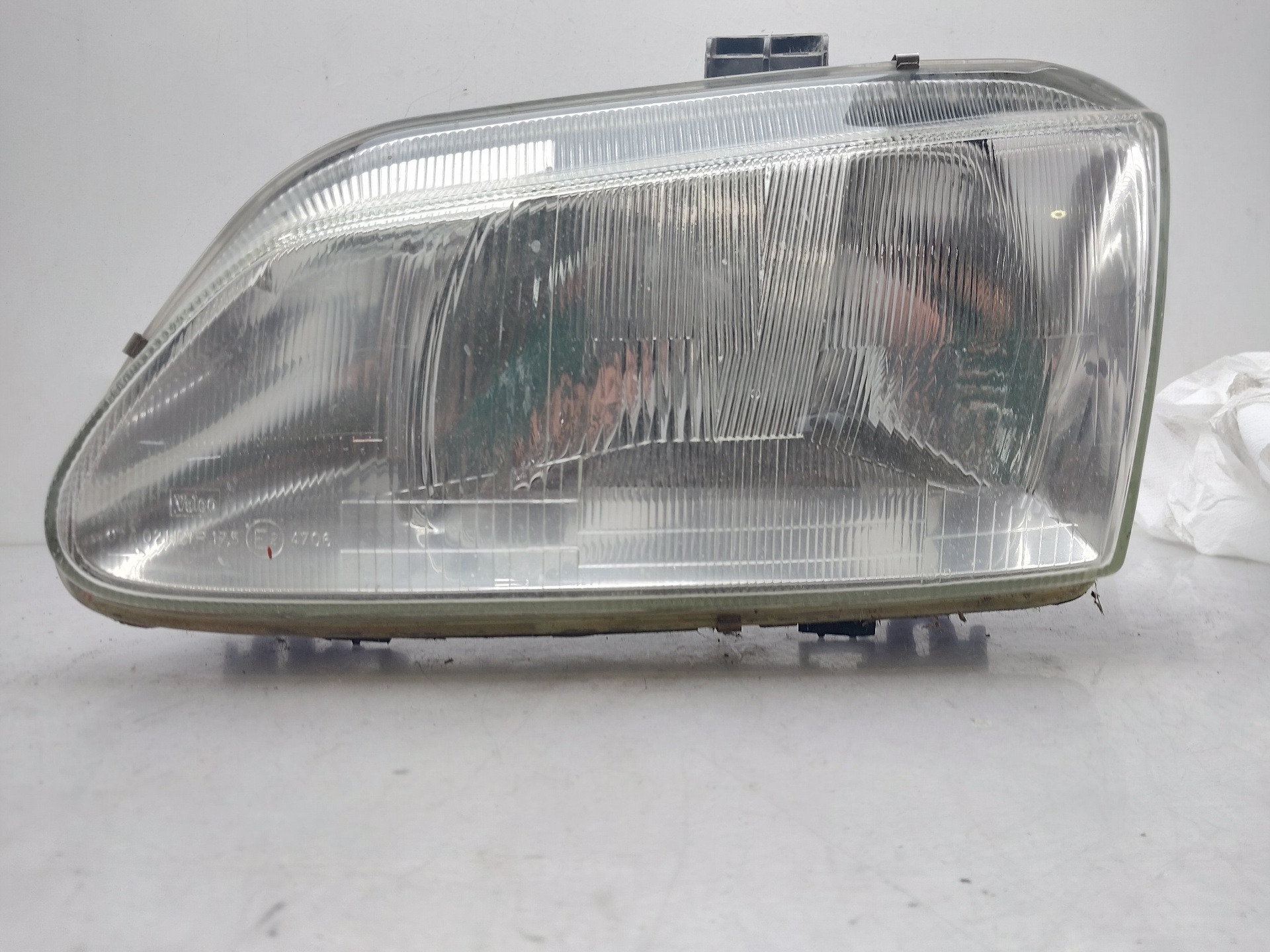 KIA Megane 1 generation (1995-2003) Front Left Headlight 260605784R 24121981