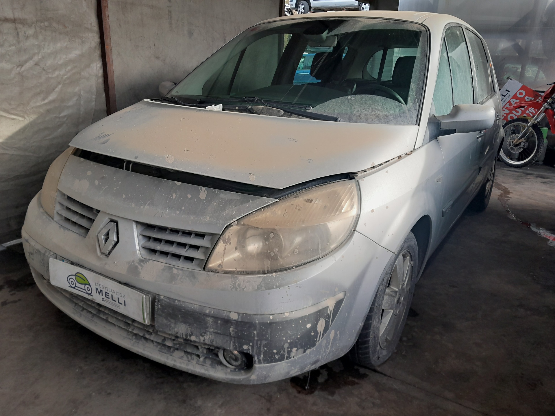 HYUNDAI Scenic 2 generation (2003-2010) Priekšējais bamperis 620225303R 23127479