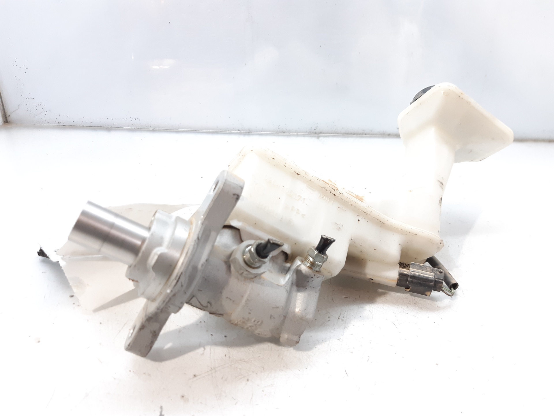 RENAULT Kadjar 1 generation (2015-2024) Brake Cylinder 460116191R 22017616