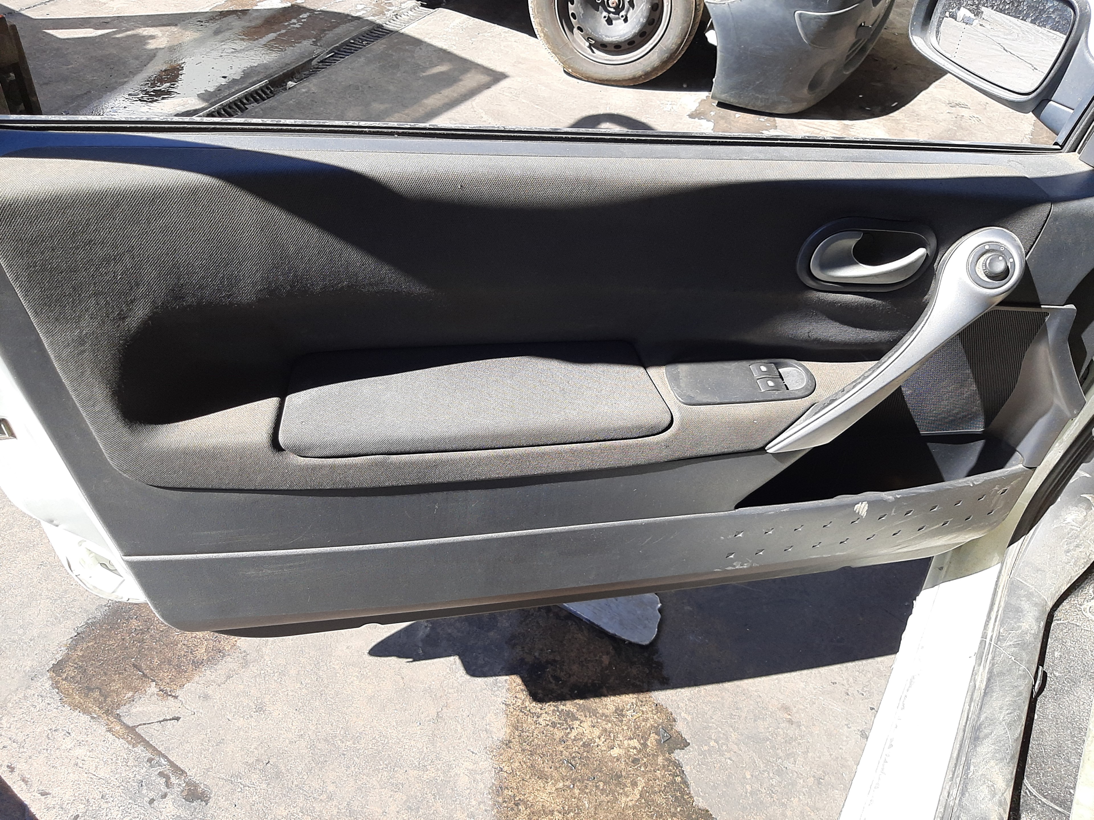 RENAULT Megane 2 generation (2002-2012) Center Console 8200407415 25355548