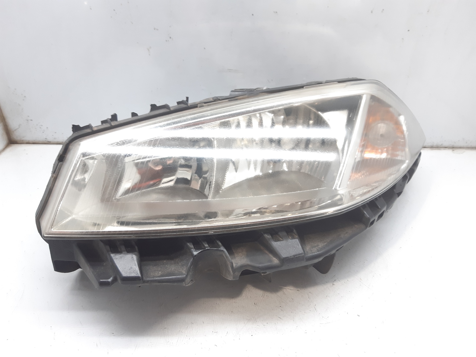 RENAULT Megane 2 generation (2002-2012) Front Left Headlight 89306990 22421799