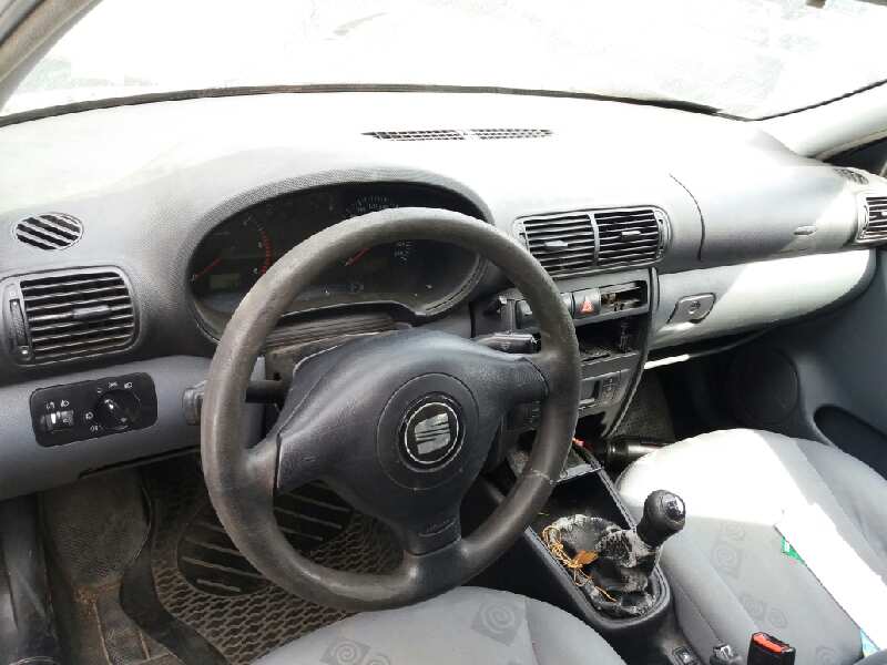 SEAT Leon 1 generation (1999-2005) Rear Left Door Window Control Motor 1J4959811C 20170455