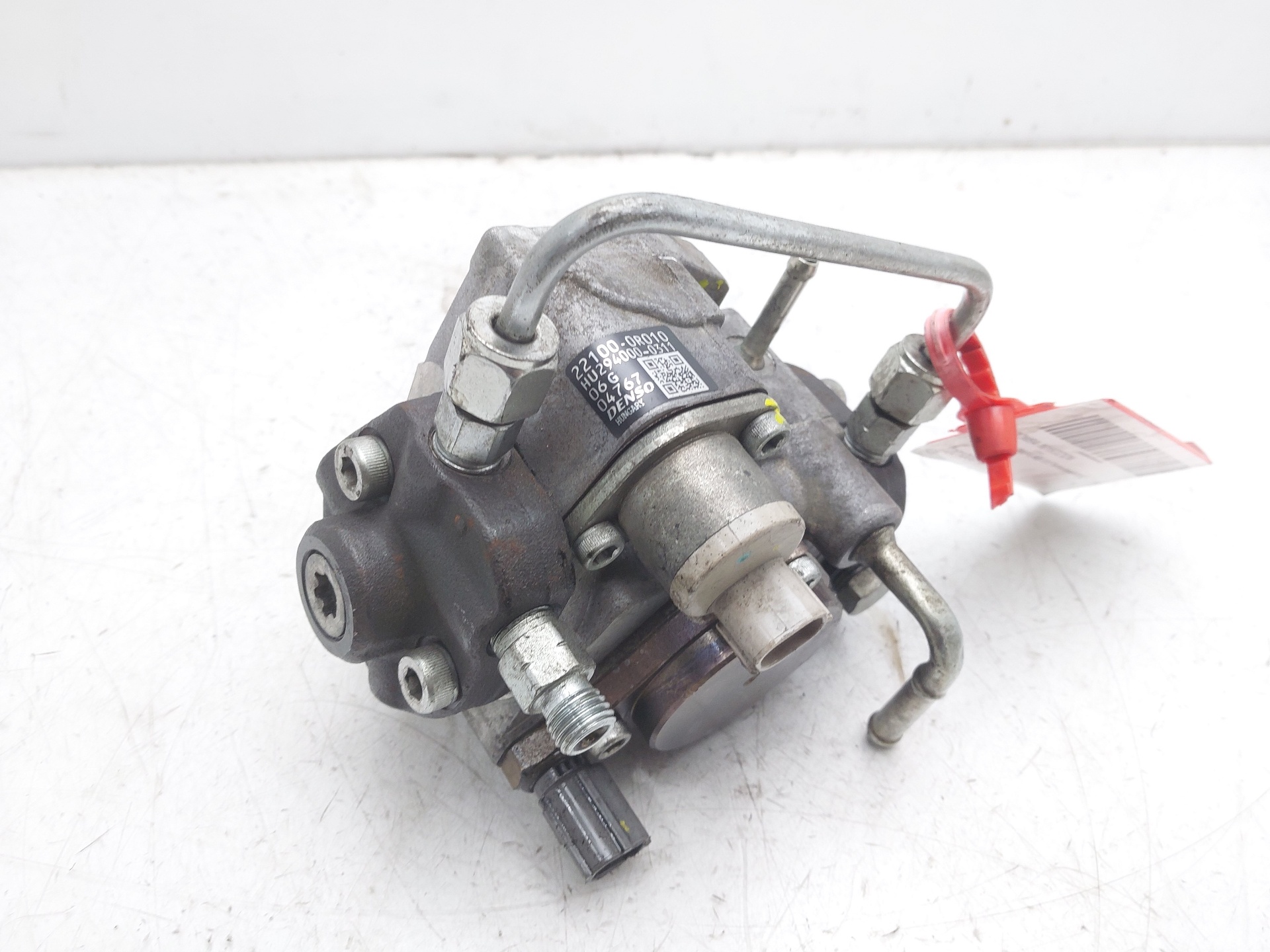 TOYOTA RAV4 2 generation (XA20) (2000-2006) High Pressure Fuel Pump 221000R010 22919311