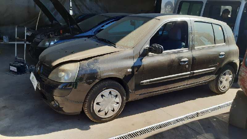 RENAULT Clio 2 generation (1998-2013) Стартер 8200426577 18575456