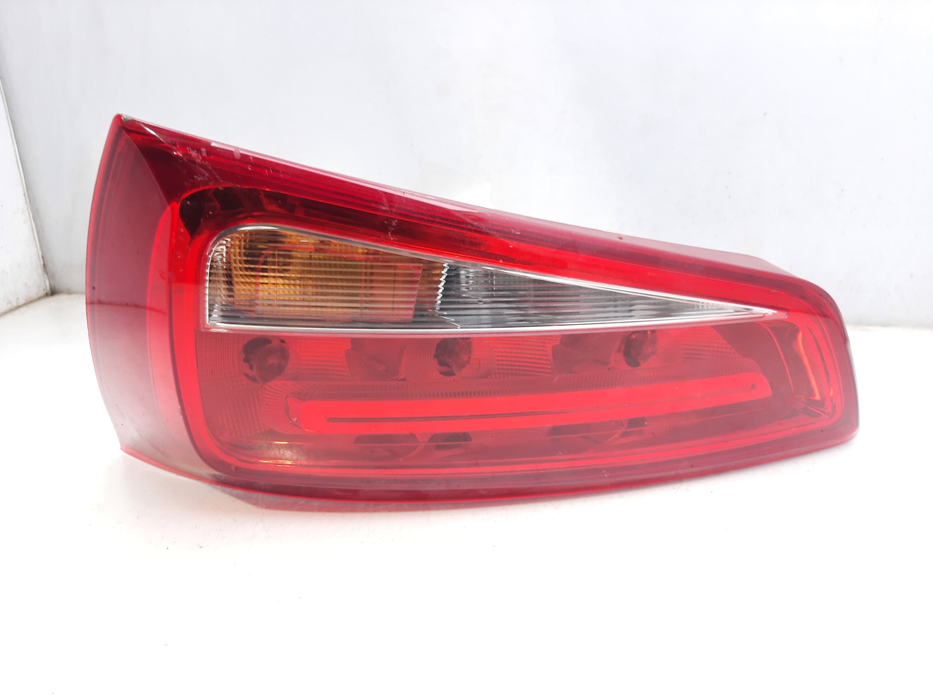 AUDI A1 8X (2010-2020) Rear Right Taillight Lamp 8X0945094D 22916888