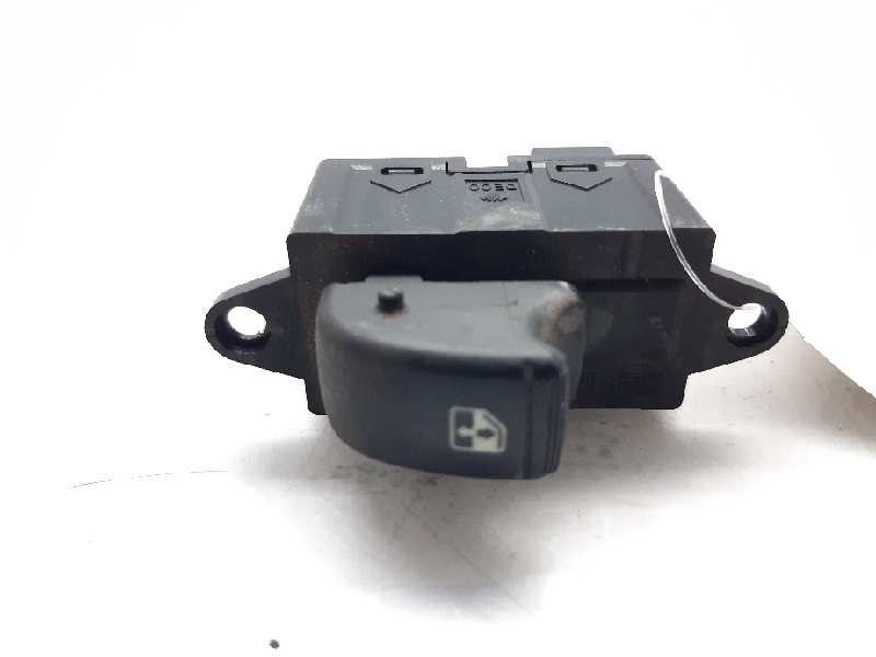 DAEWOO Rear Right Door Window Control Switch 96190777 24127391