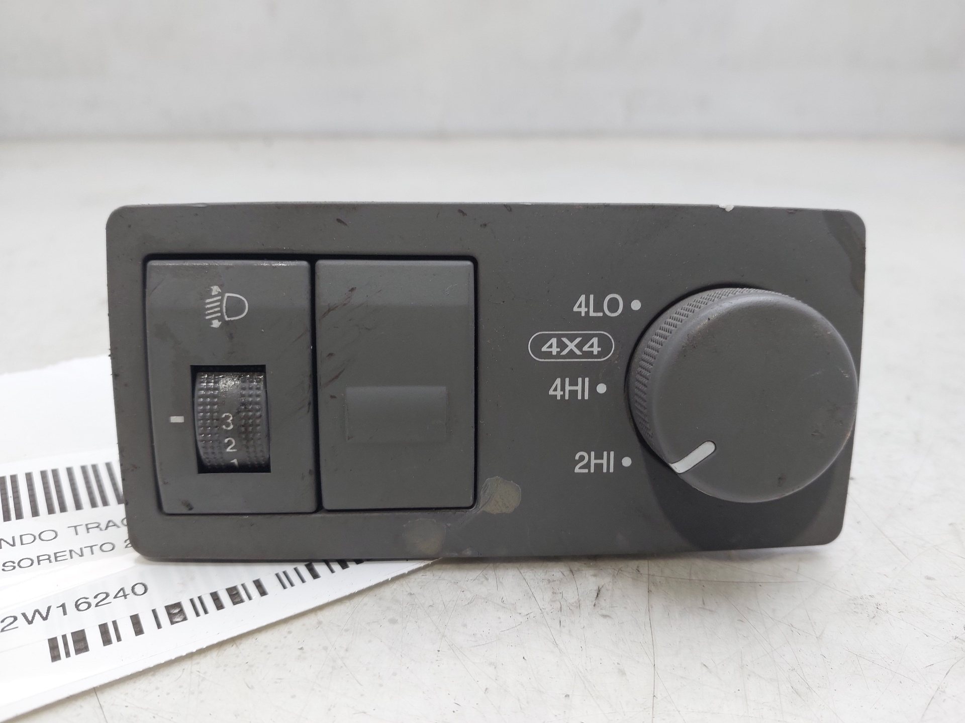 KIA Sorento 1 generation (2002-2011) Переключатель кнопок 612W16240 24537443