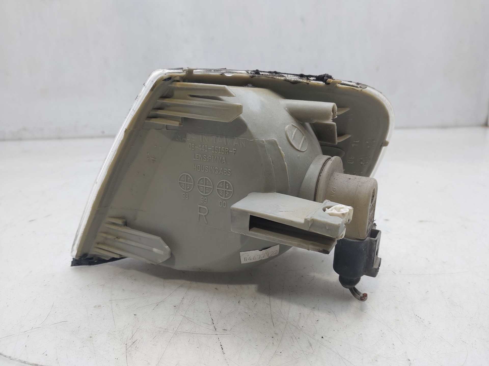 AUDI Spider 916 (1995-2006) Front Right Fender Turn Signal 8L0953050 24851587