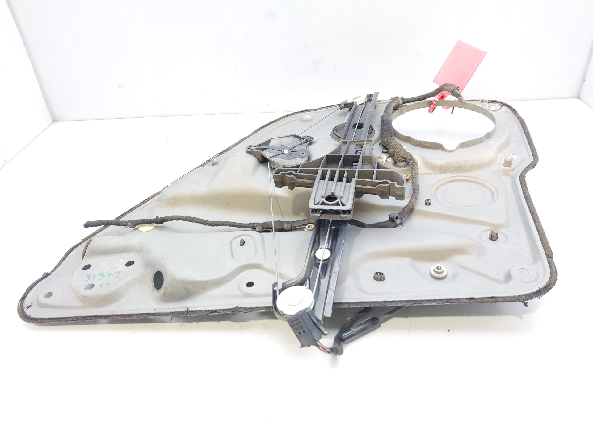 VOLKSWAGEN Bora 1 generation (1998-2005) Rear left door window lifter 1J4839729H 22329929