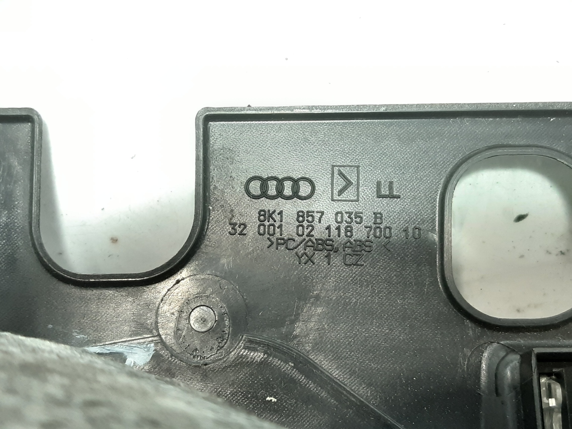 AUDI A5 Sportback Бардачок 8K1857035B 23778523