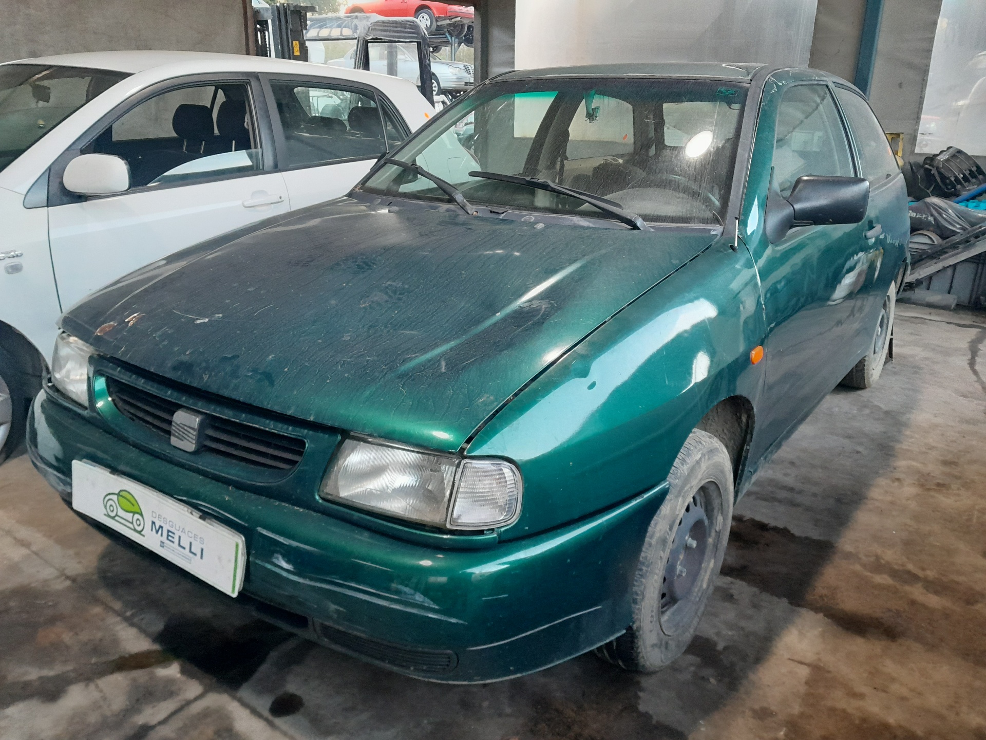 TOYOTA Cordoba 1 generation (1993-2003) Передний левый указатель поворота 67732590 23084441