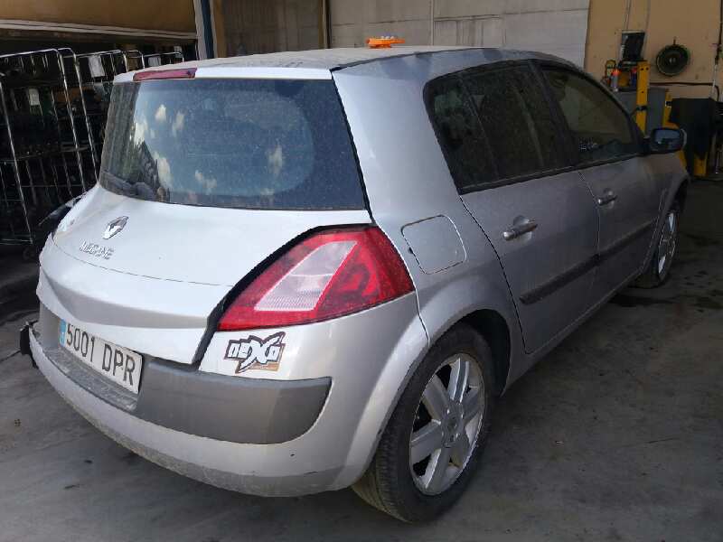 VAUXHALL Megane 2 generation (2002-2012) Противотуманка бампера передняя правая 8200074008 24883491