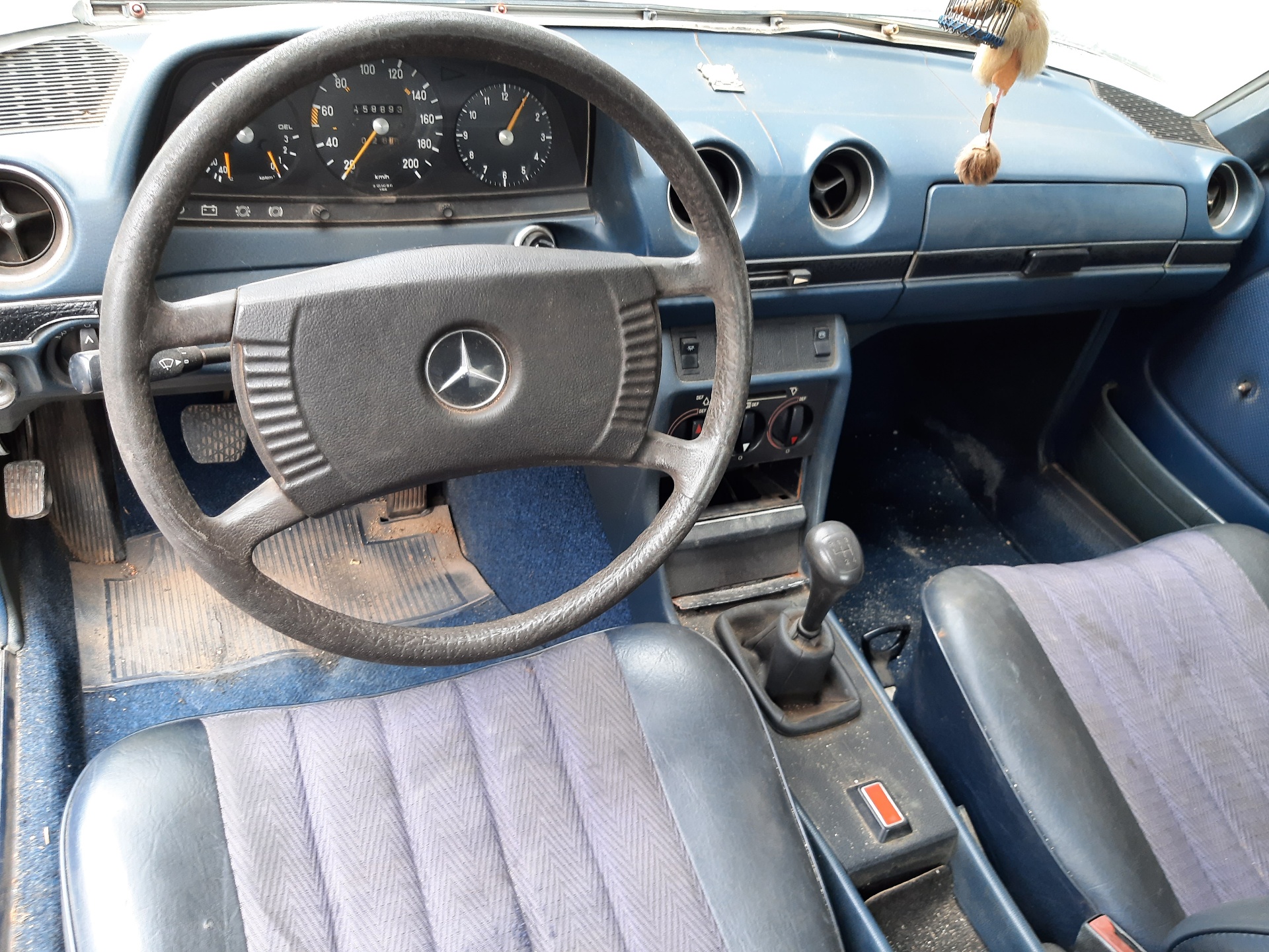 MERCEDES-BENZ W123 1 generation (1975-1985) Högspännings tändspole 0221119011 22332657