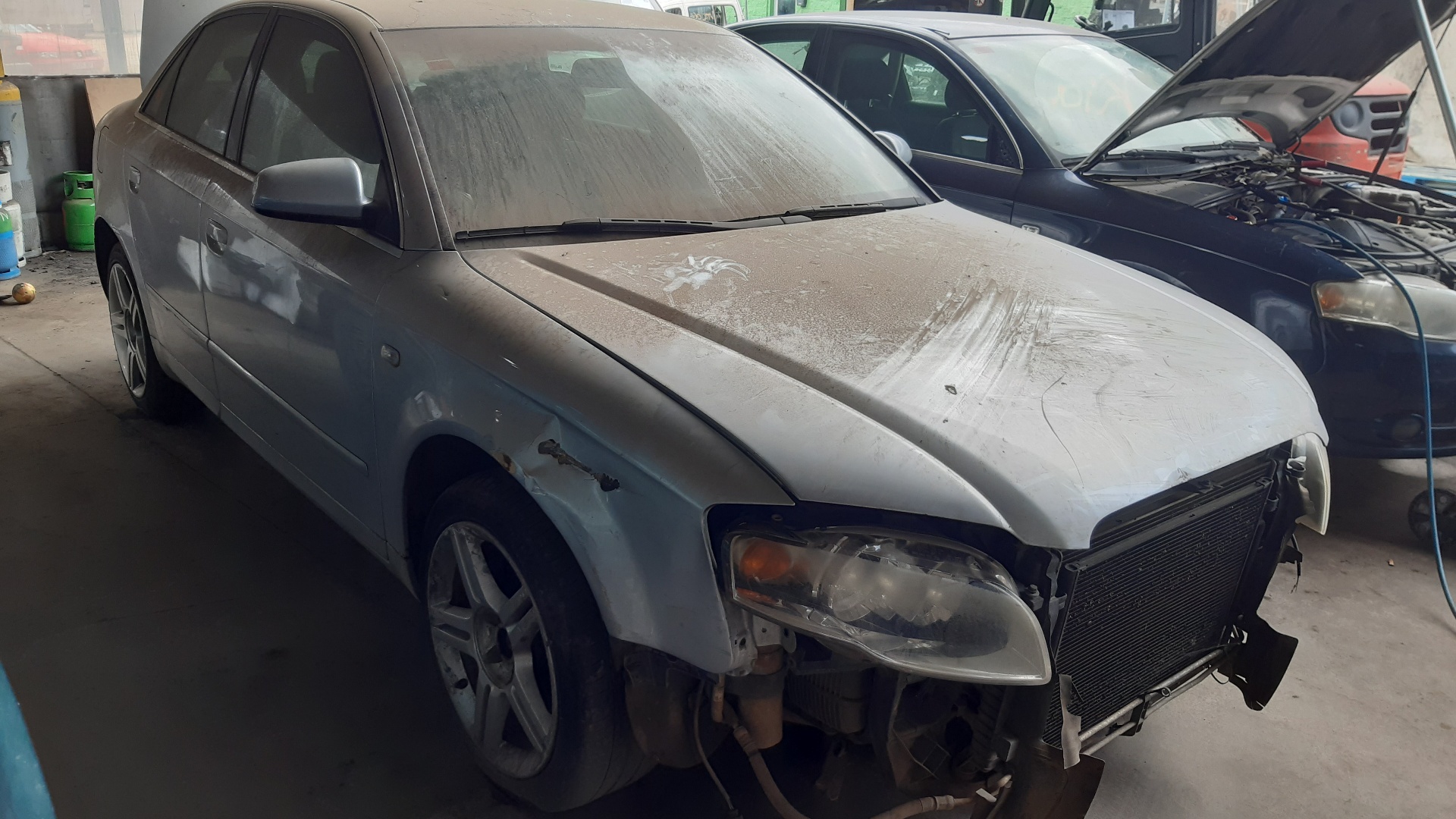 AUDI A4 B7/8E (2004-2008) Ușa față dreapta 8E0831052L 24054601