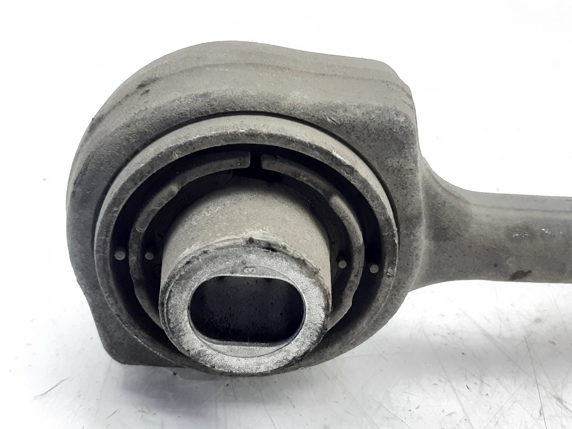 MERCEDES-BENZ C-Class W203/S203/CL203 (2000-2008) Передня ліва рука 2043301911 18650875