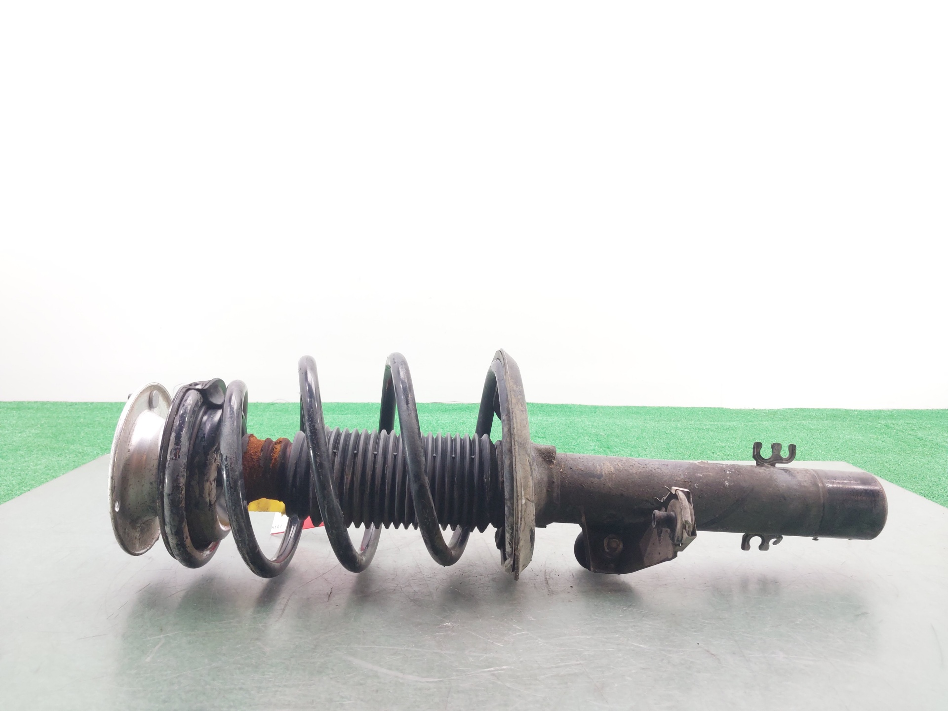 LANCIA Front Right Shock Absorber 31313411620 25796518