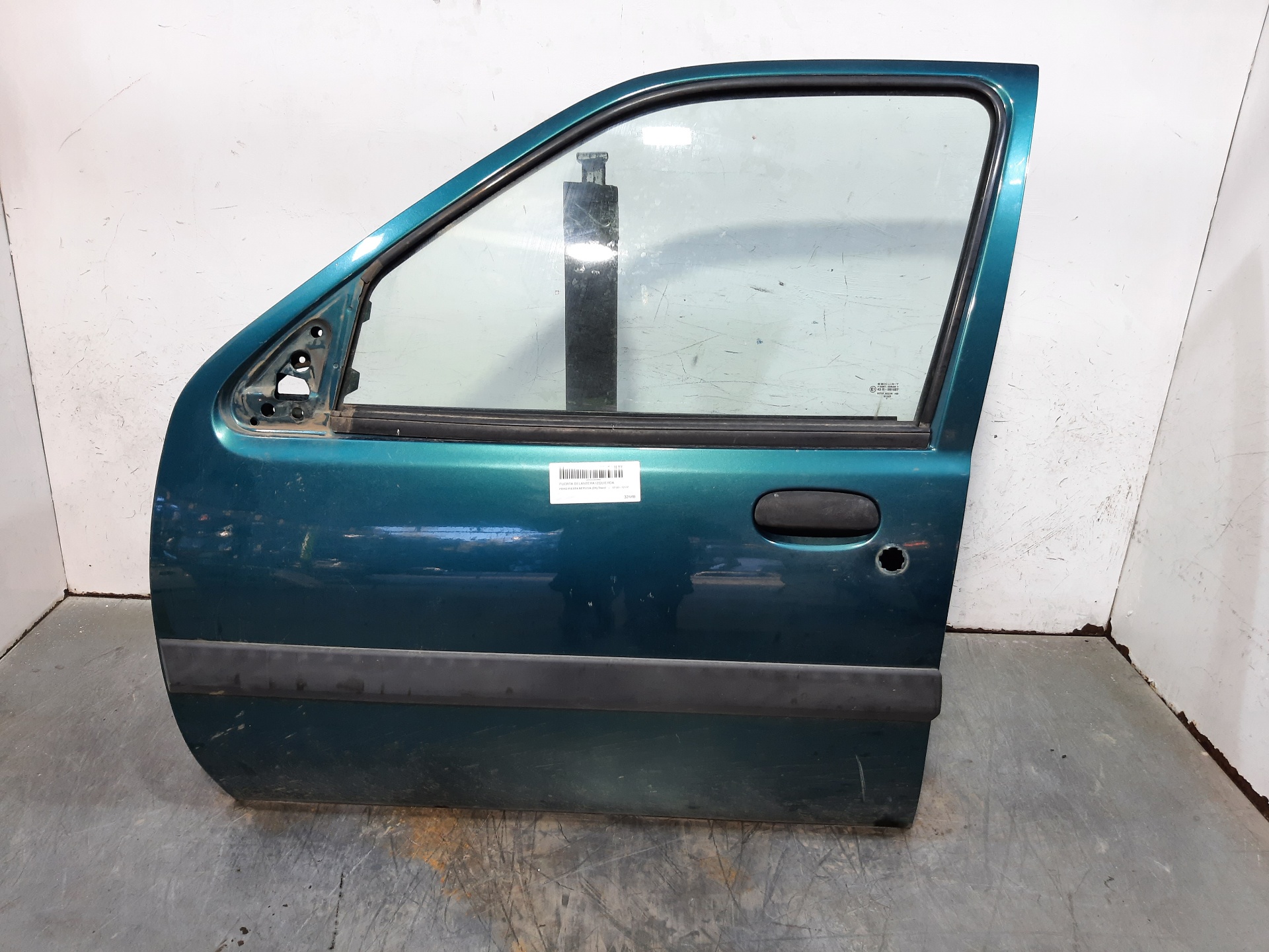 FORD Transit 4 generation (1996-2002) Front Left Door 1007037 21352562