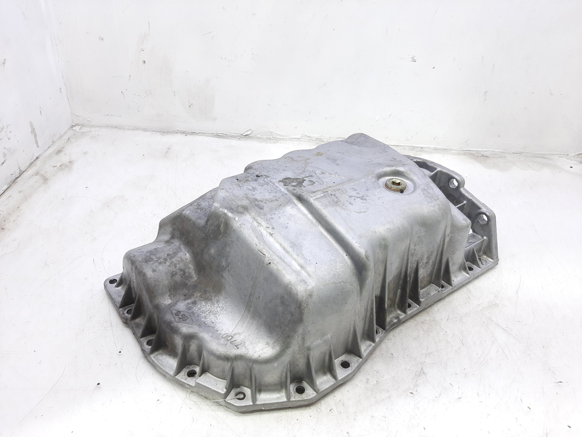 RENAULT Laguna 2 generation (2001-2007) Forgattyúsház 7700111746 22470203