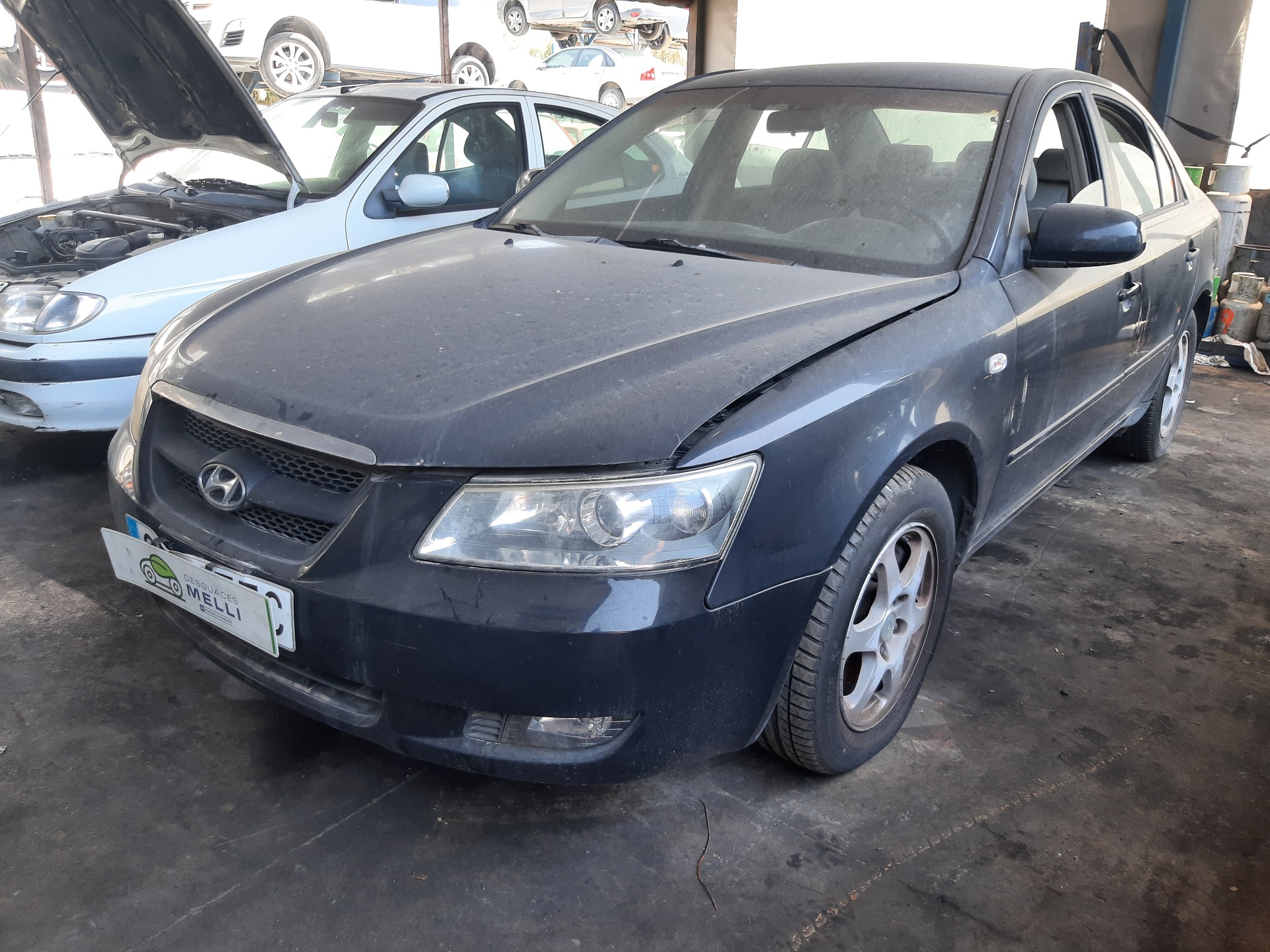 DODGE 2 generation (2004-2012) Bal első sárvédő 663103K200 25783174