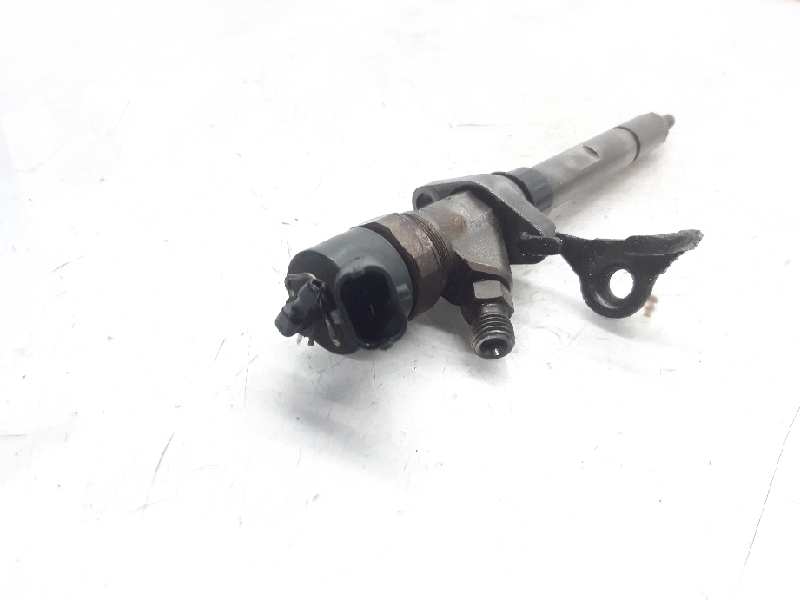 PEUGEOT 406 1 generation (1995-2004) Fuel Injector 9637277980 24108904