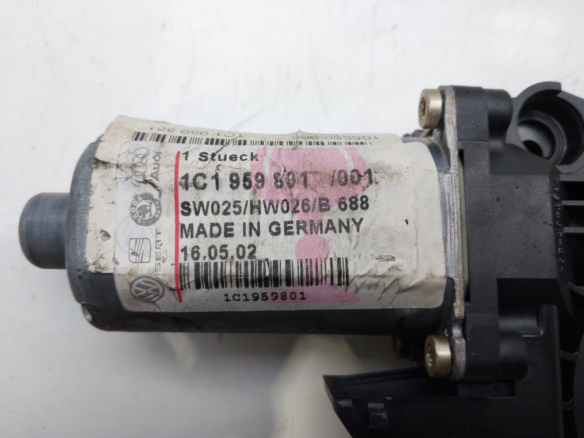 VOLKSWAGEN Passat B5 (1996-2005) Motor regulator geam ușă stânga față 1C1959801 25399313