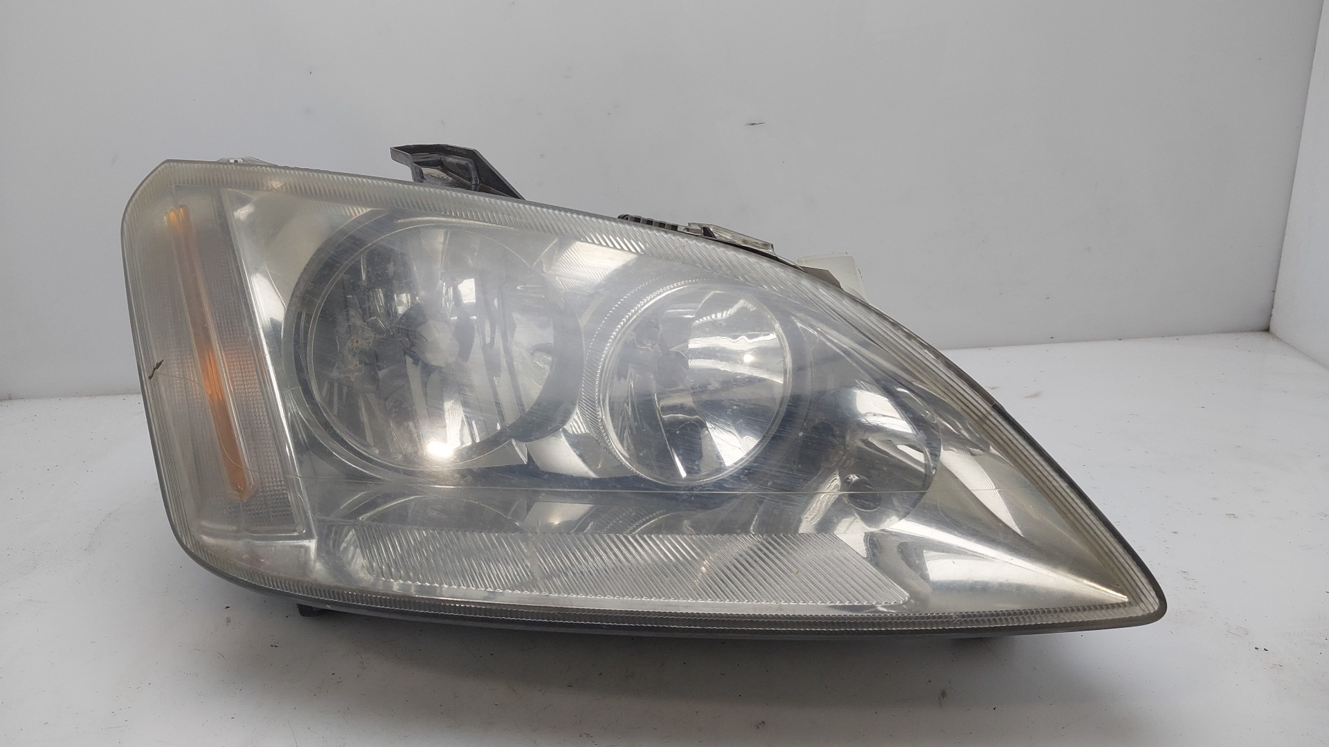 FORD C-Max 1 generation (2003-2010) Front Right Headlight 3M5113100AA 25281411
