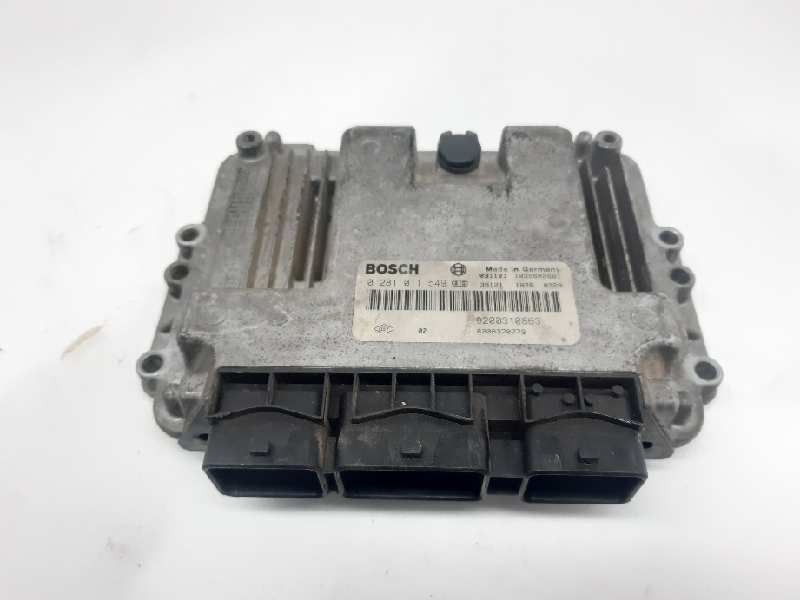 RENAULT Megane 2 generation (2002-2012) Engine Control Unit ECU 8200310863 18477877