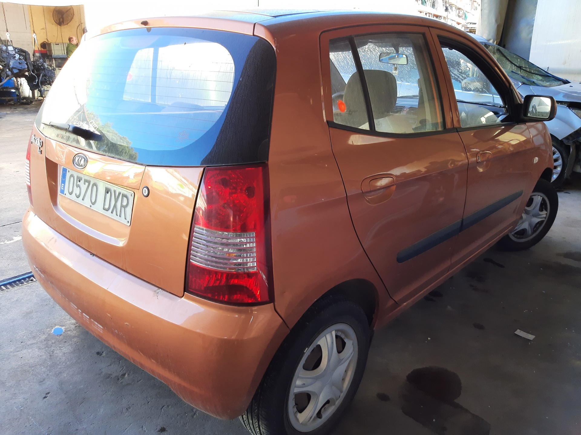 RENAULT Picanto 1 generation (2004-2011) Priekinių kairių durų vidinis rankenos rėmelis 8261007000 20139490