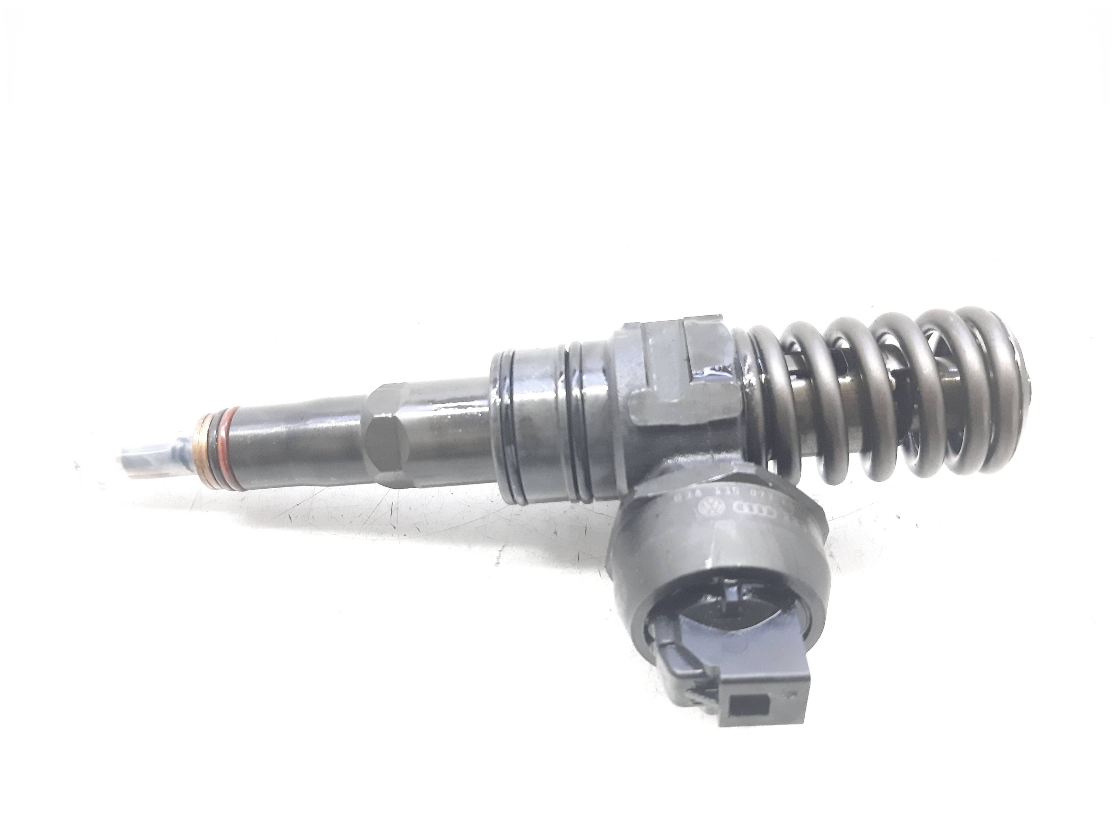 SEAT Leon 2 generation (2005-2012) Fuel Injector 038130073 22466862