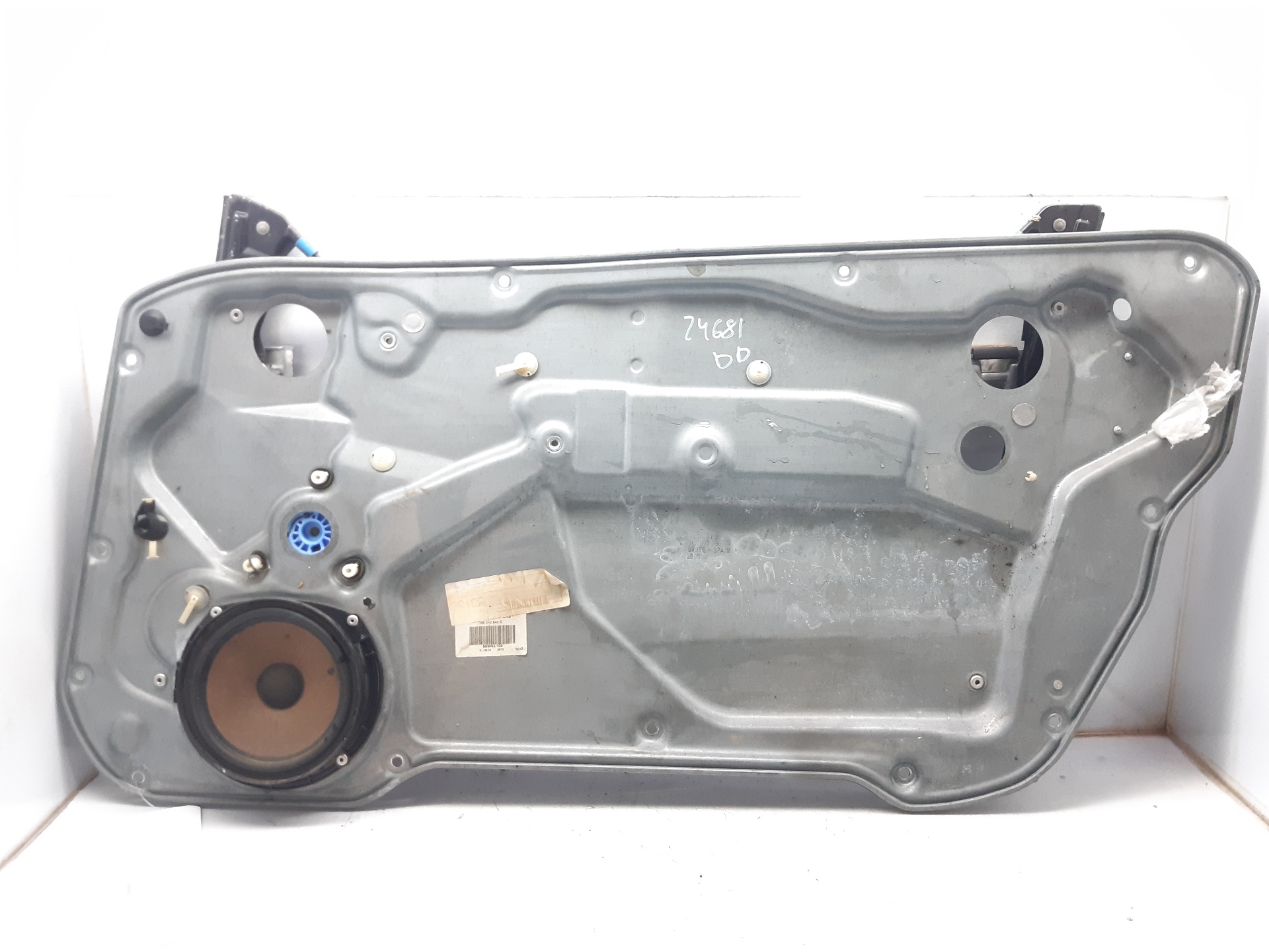 SEAT Cordoba 2 generation (1999-2009) Regulator de geam ușă stânga față 6L3837461 18714691